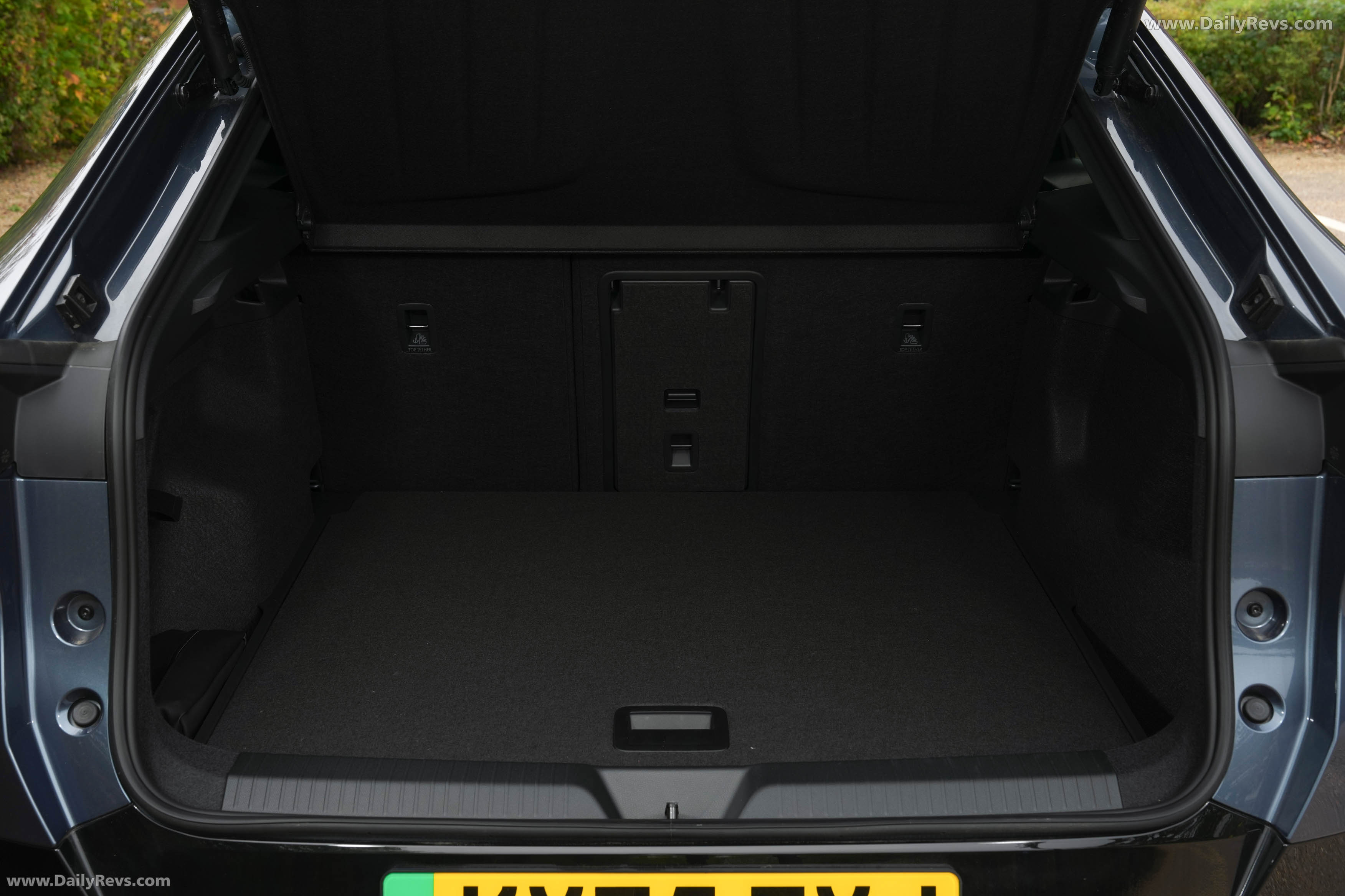 2026 Seat Cupra Tavascan VZ Interior