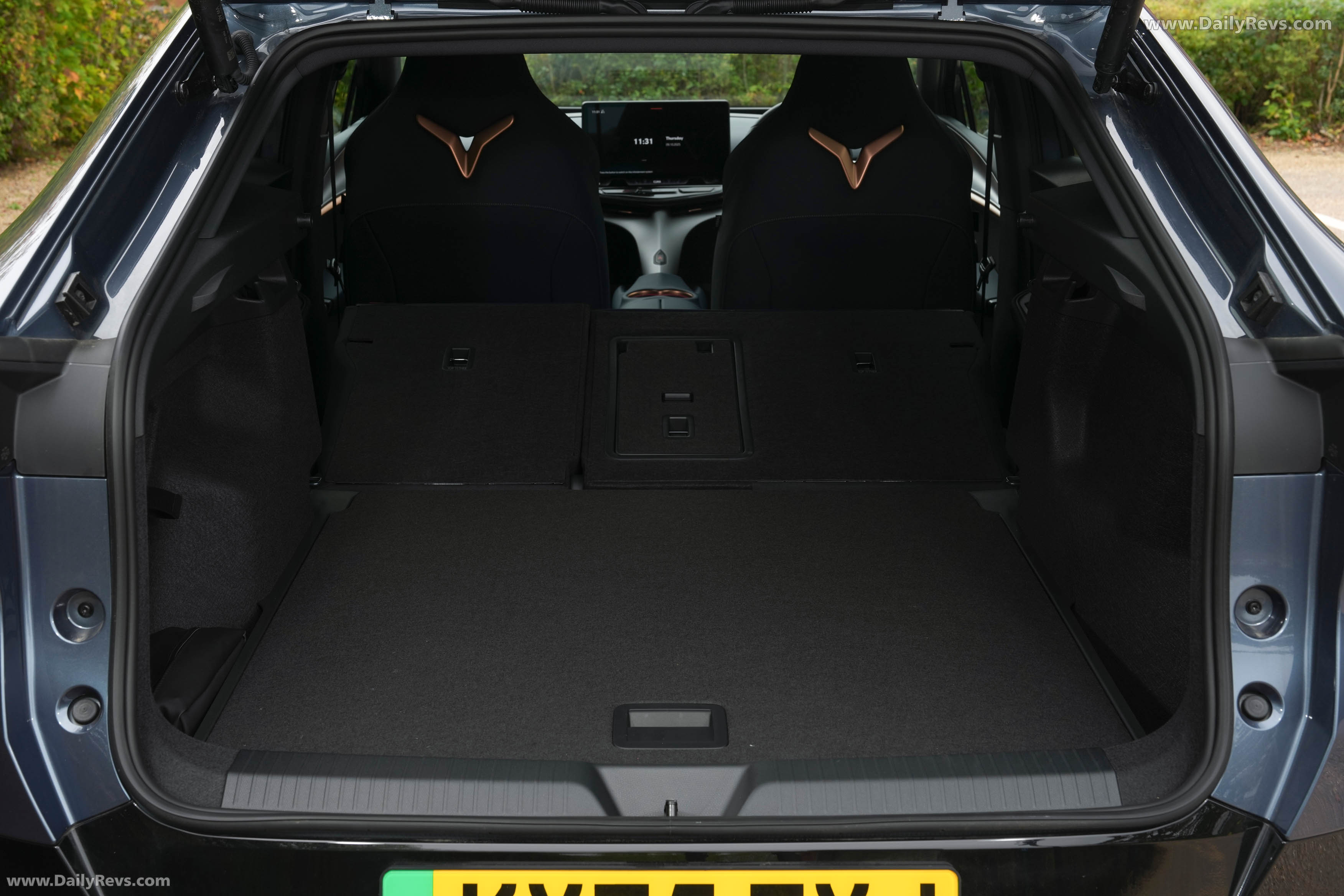 2026 Seat Cupra Tavascan VZ Interior