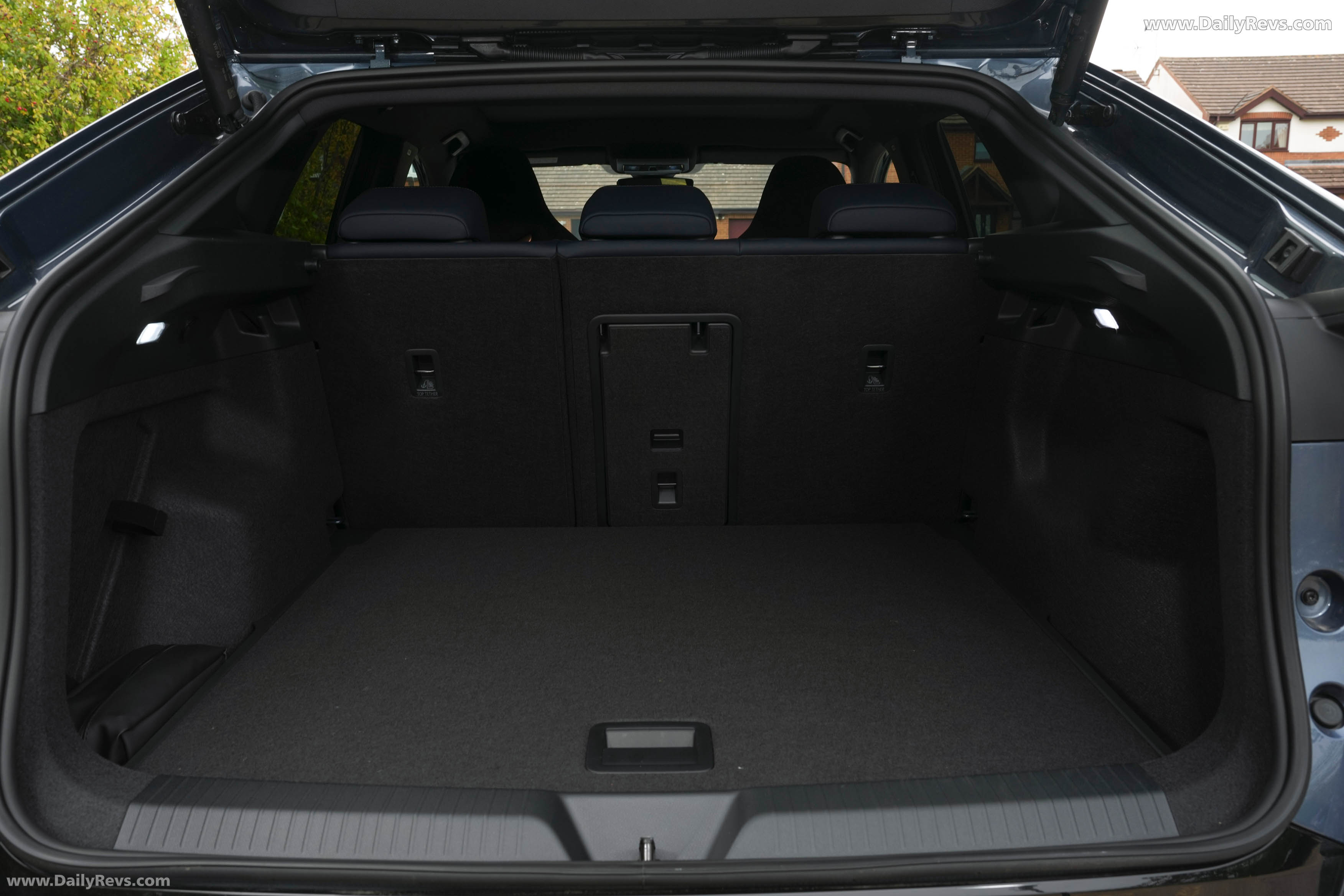 2026 Seat Cupra Tavascan VZ Interior