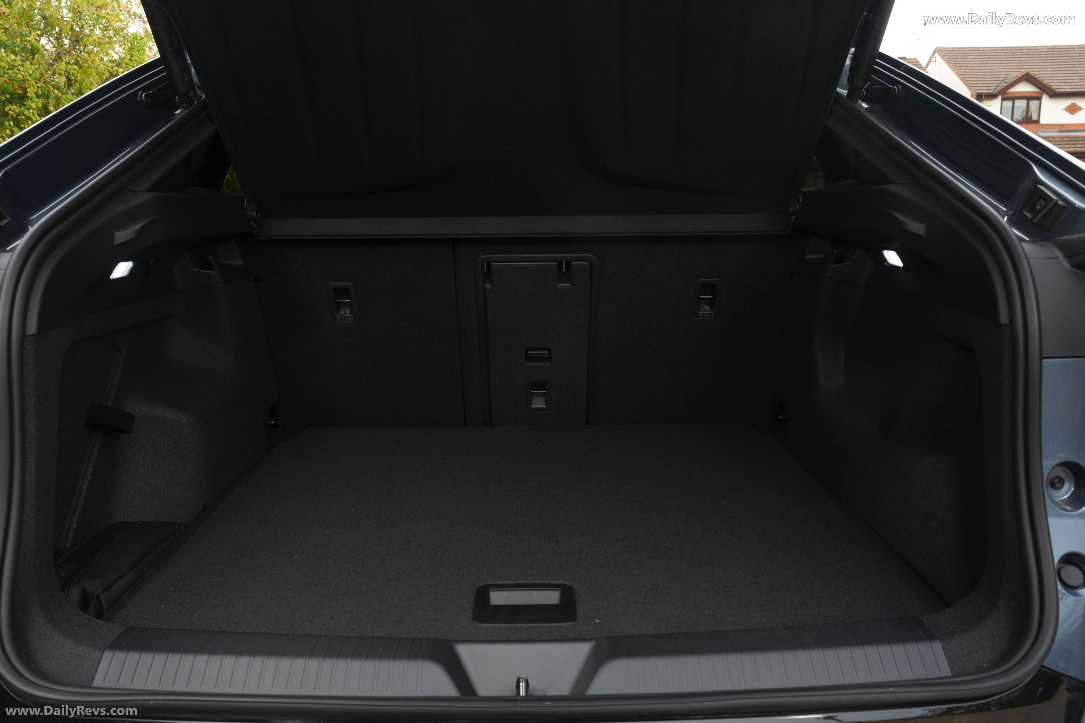 2026 Seat Cupra Tavascan VZ Interior