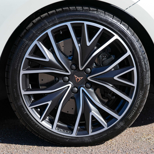 2025 Seat Cupra Leon Sportstourer UK Version Exterior