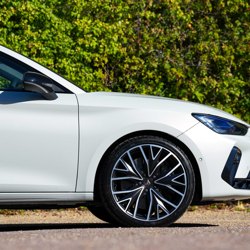 2025 Seat Cupra Leon Sportstourer UK Version Exterior