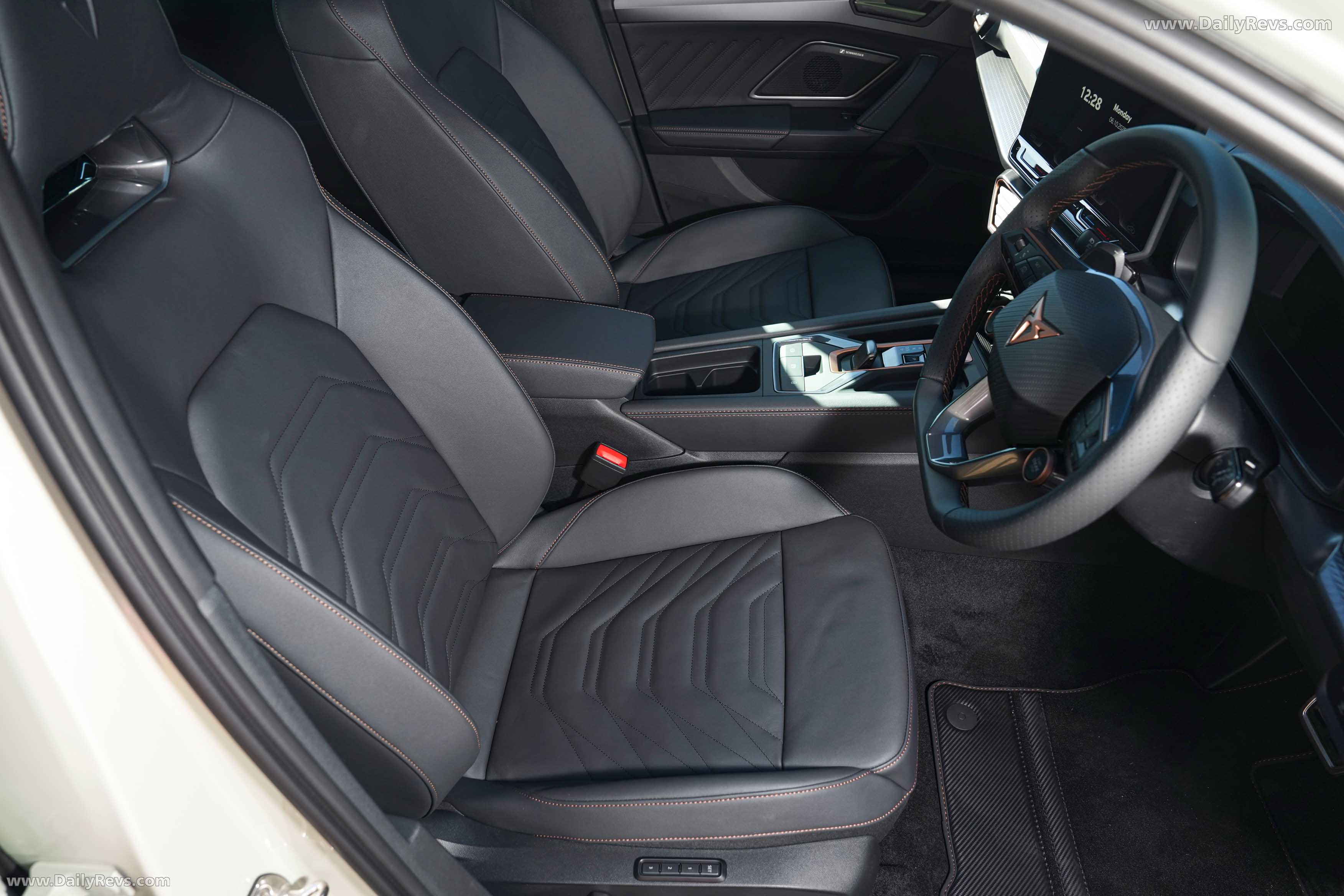 2025 Seat Cupra Leon Sportstourer UK Version Interior