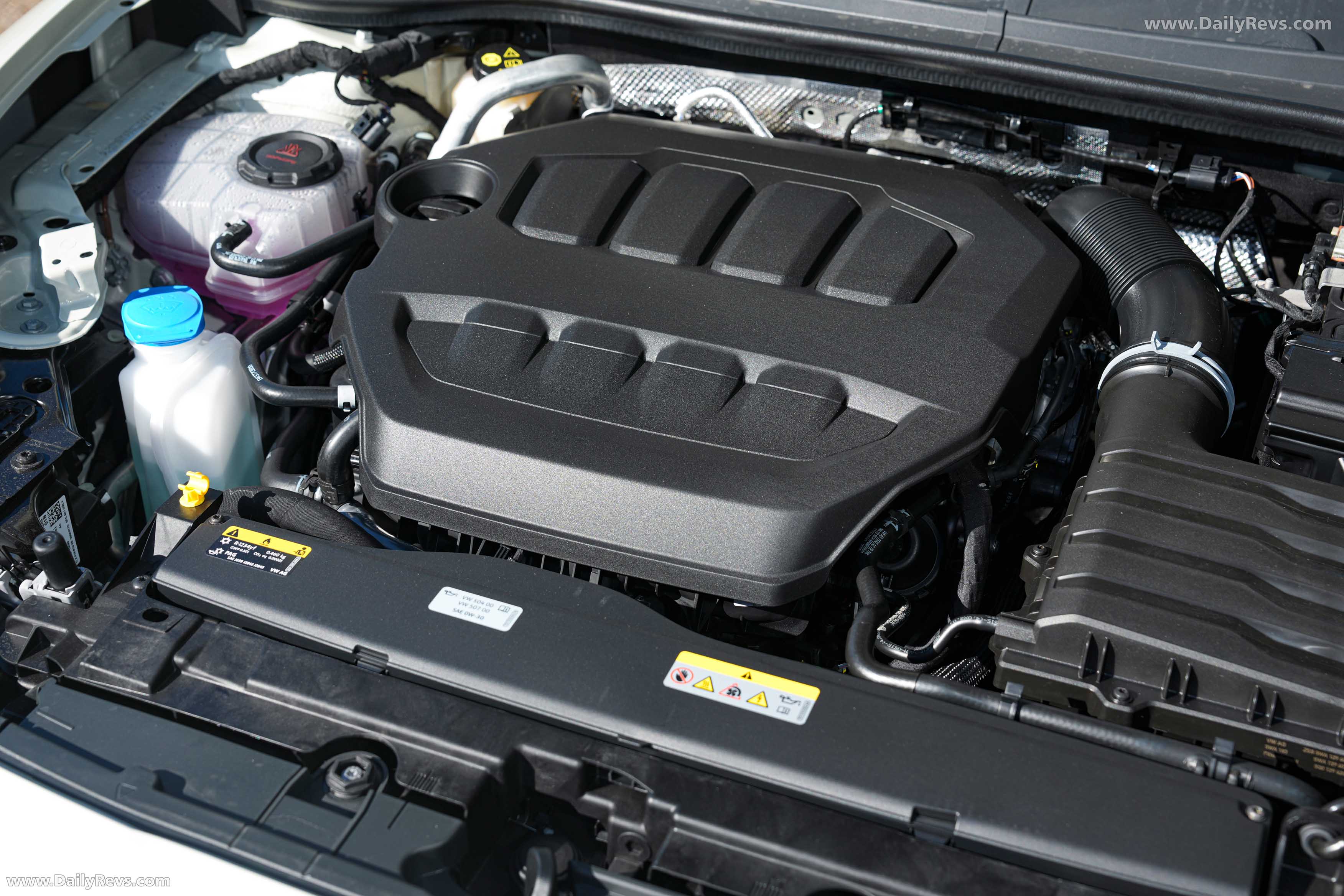 2025 Seat Cupra Leon Sportstourer UK Version Engine