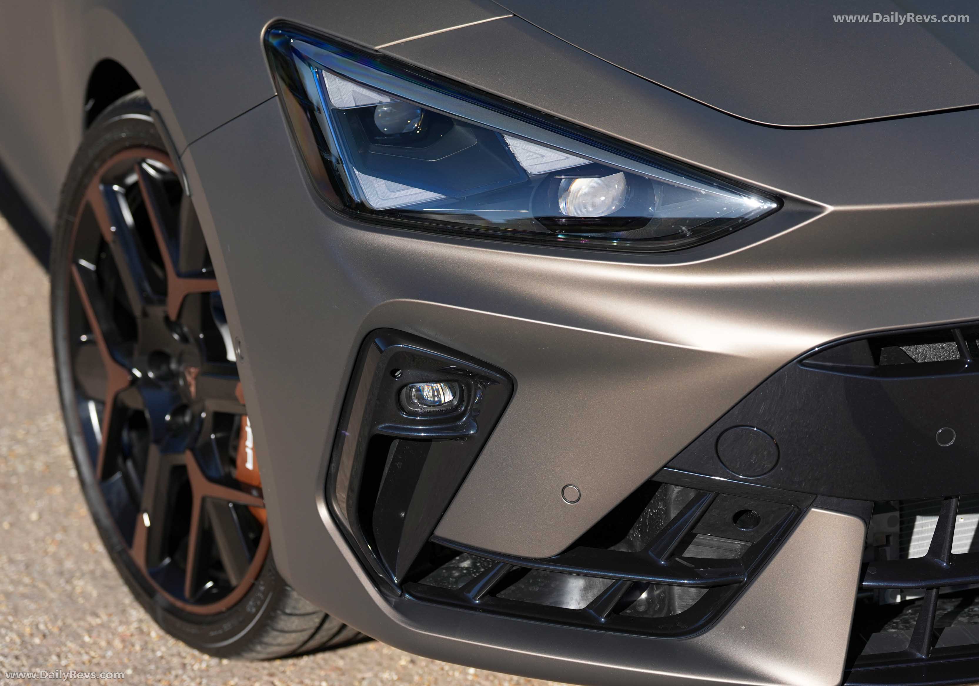 2026 Seat CUPRA Leon VZ UK Version Exterior