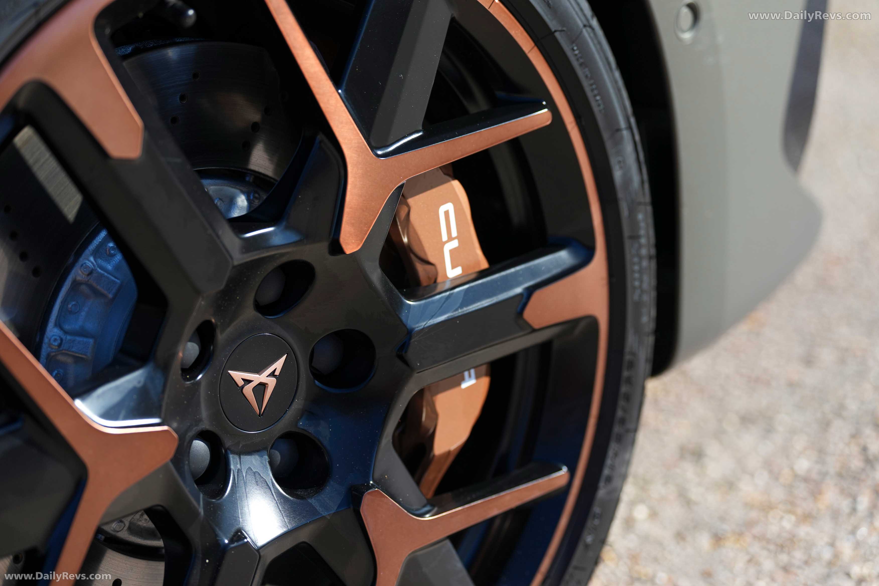 2026 Seat CUPRA Leon VZ UK Version Exterior