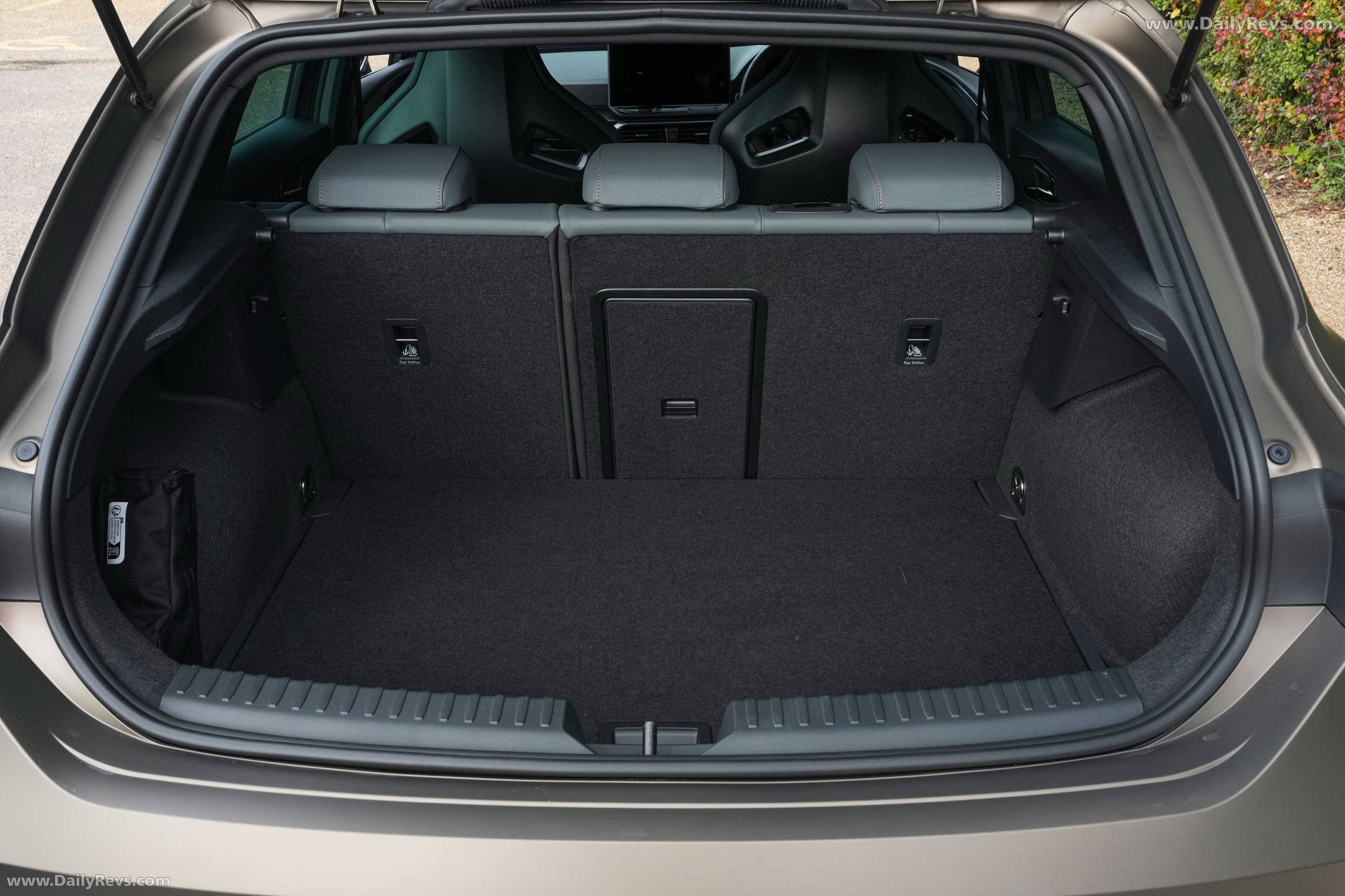 2026 Seat CUPRA Leon VZ UK Version Interior