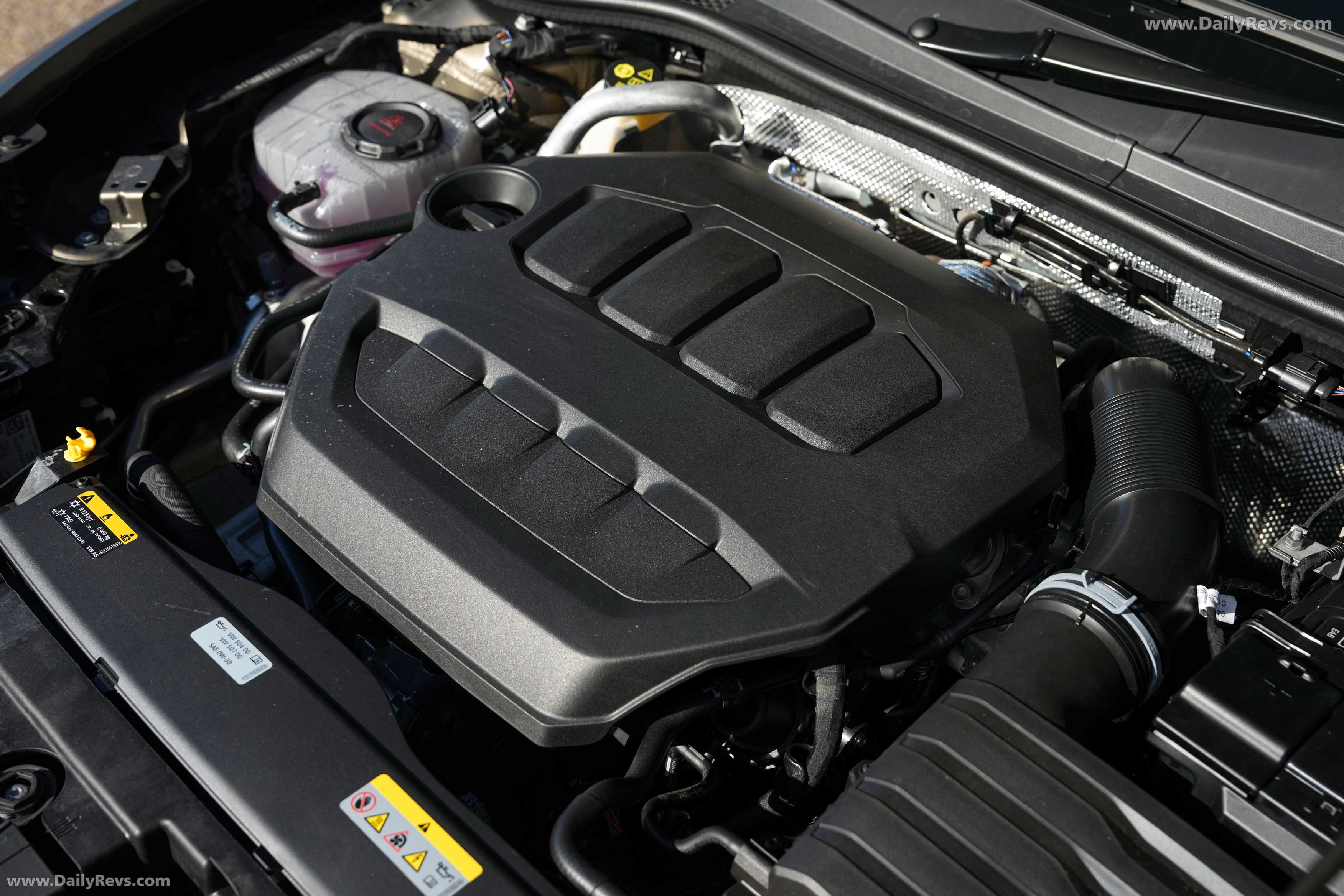 2026 Seat CUPRA Leon VZ UK Version Engine