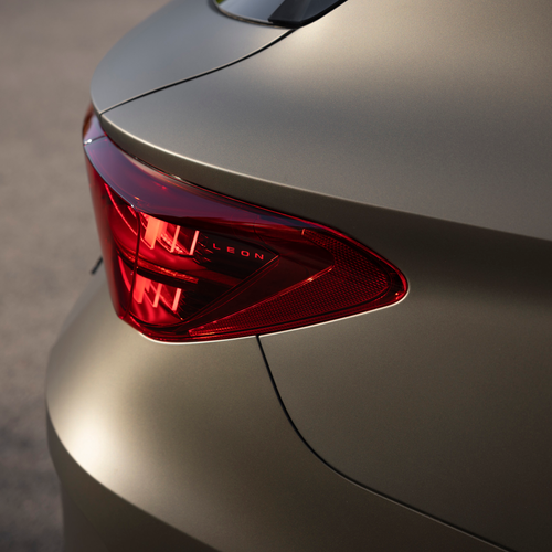 2026 Seat CUPRA Leon VZx Sportstourer AWD Exterior