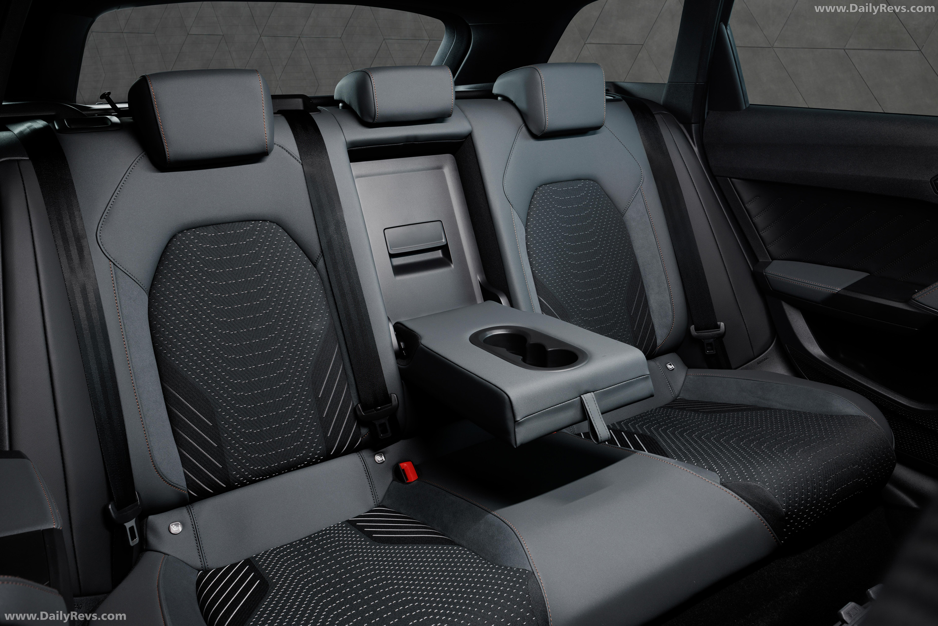 2026 Seat CUPRA Leon VZx Sportstourer AWD Interior