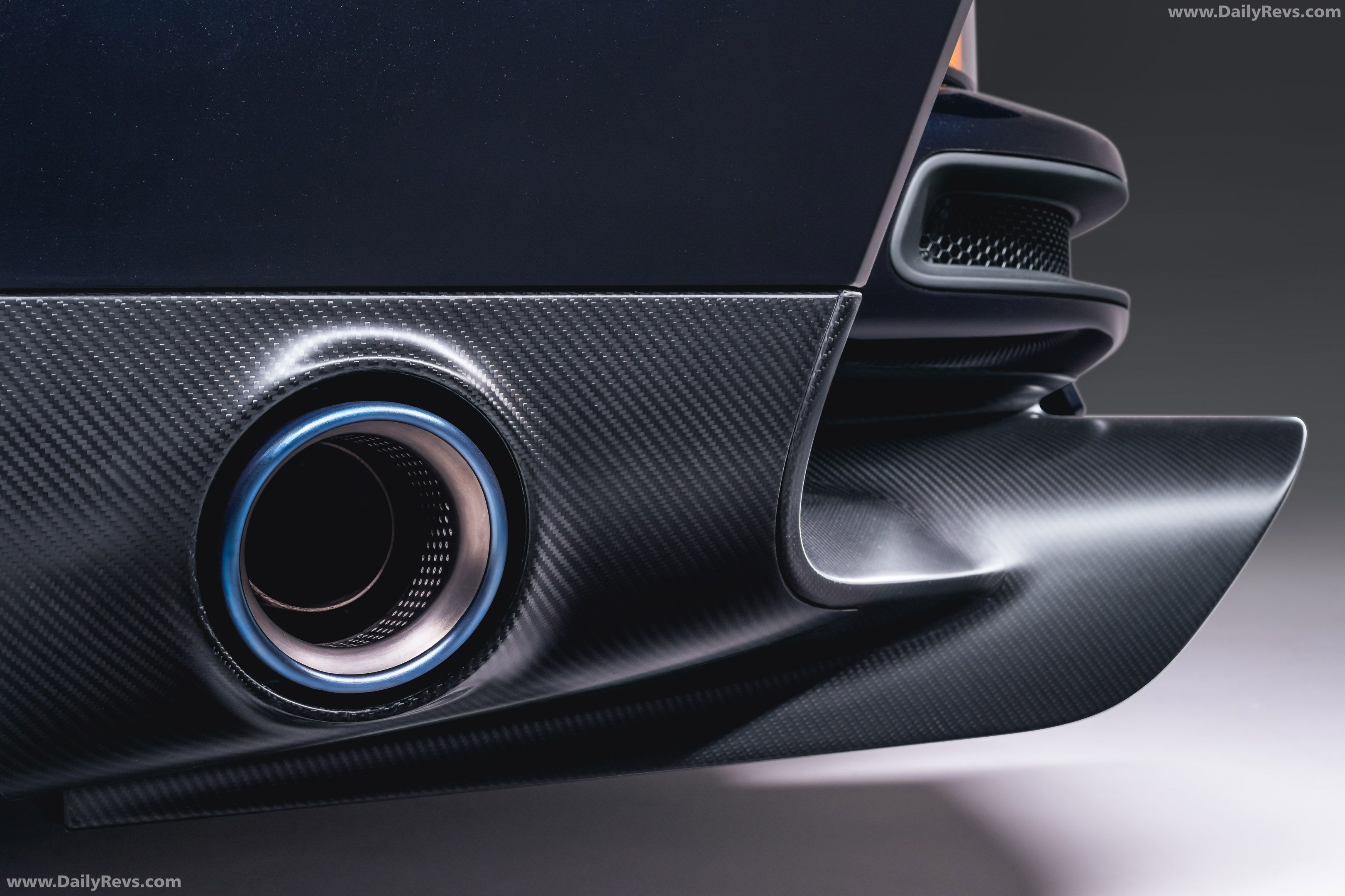 2026 Singer DLS Turbo Sorcerer Exterior