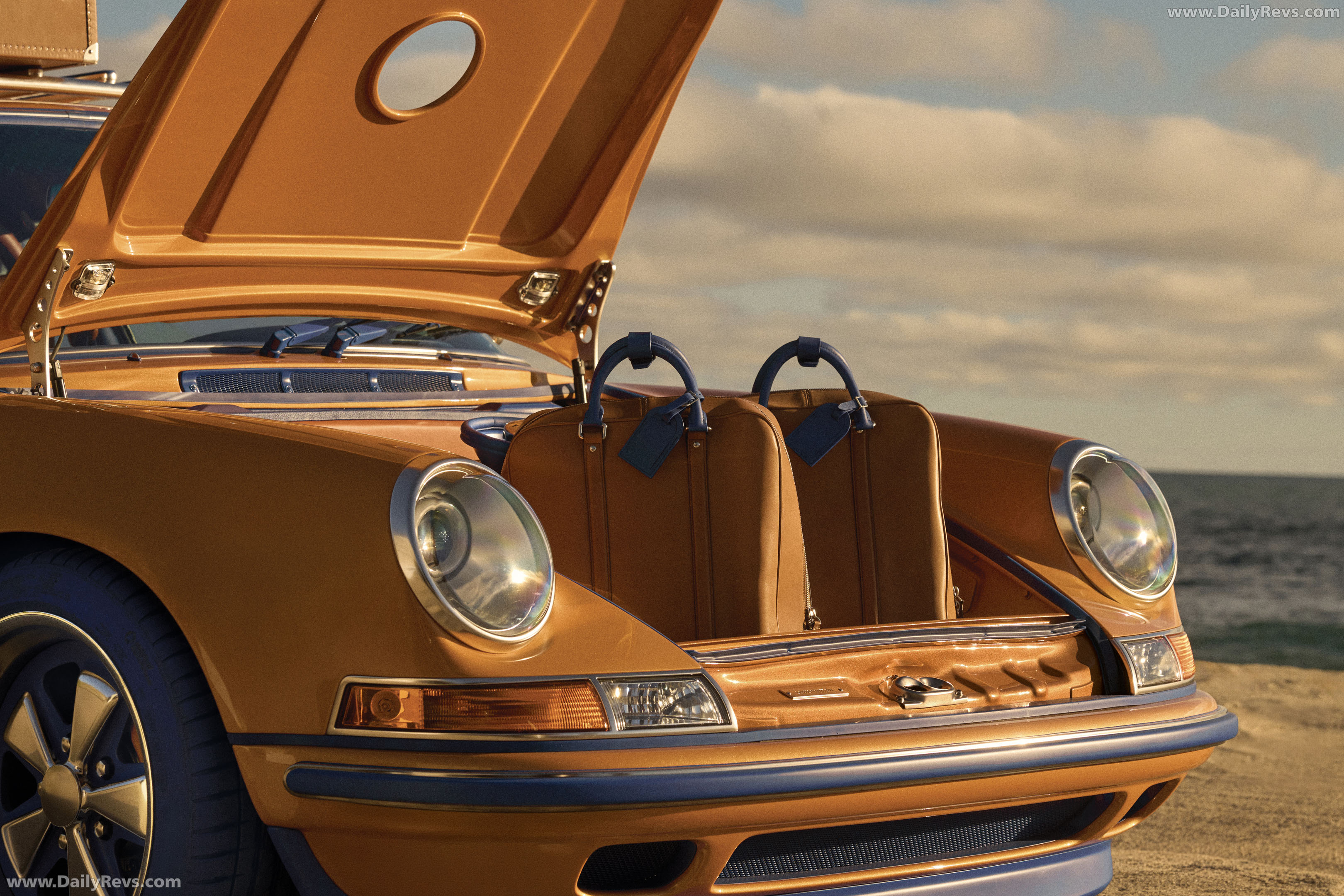 2026 Singer Porsche 911 Classic Interior