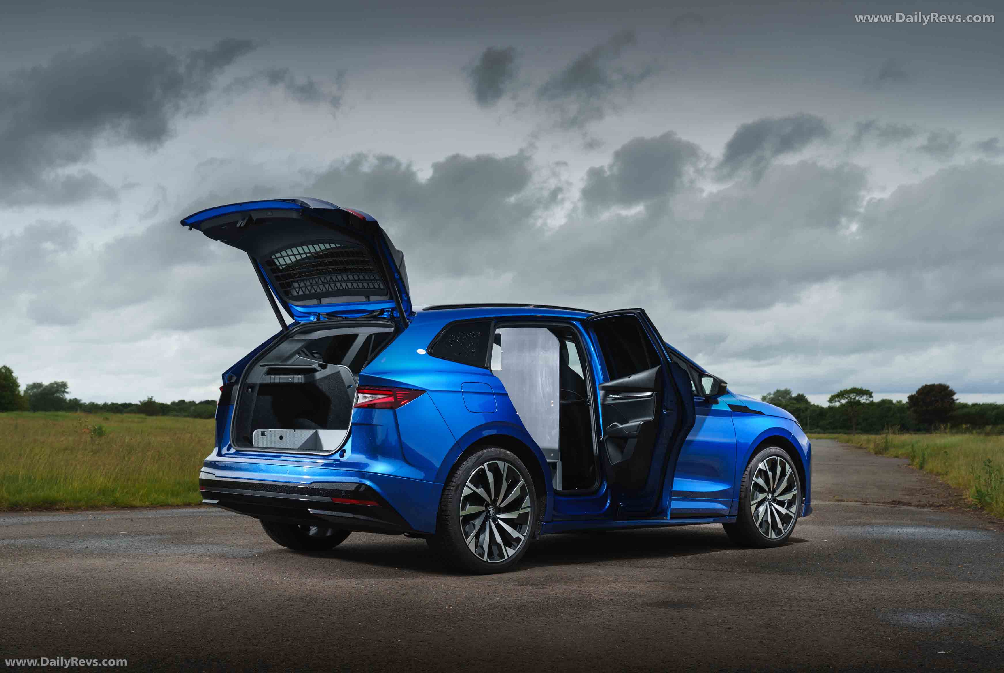 2026 Skoda Enyaq Cargo Rear View
