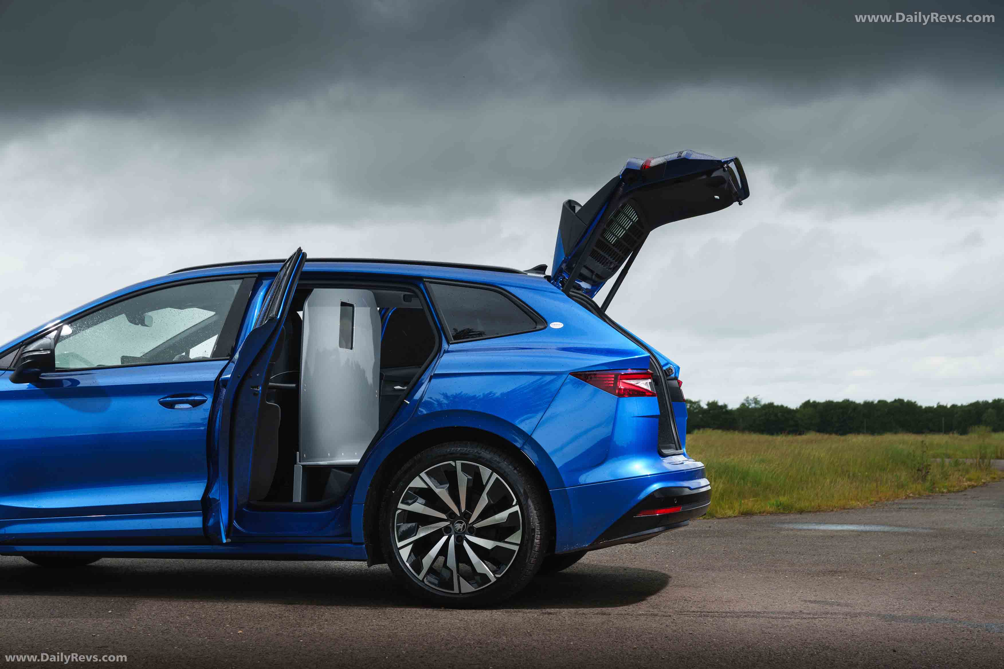 2026 Skoda Enyaq Cargo Exterior