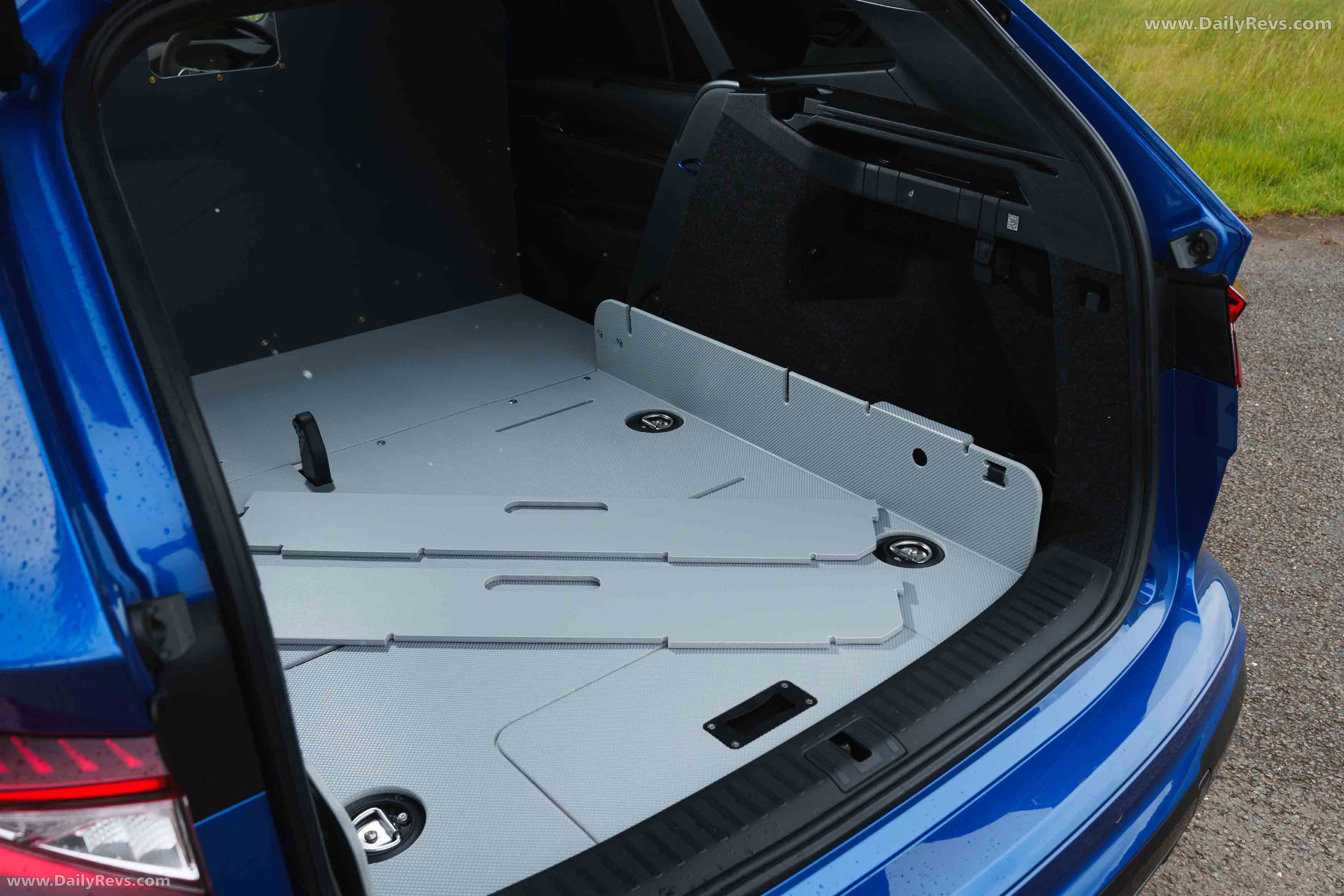 2026 Skoda Enyaq Cargo Interior
