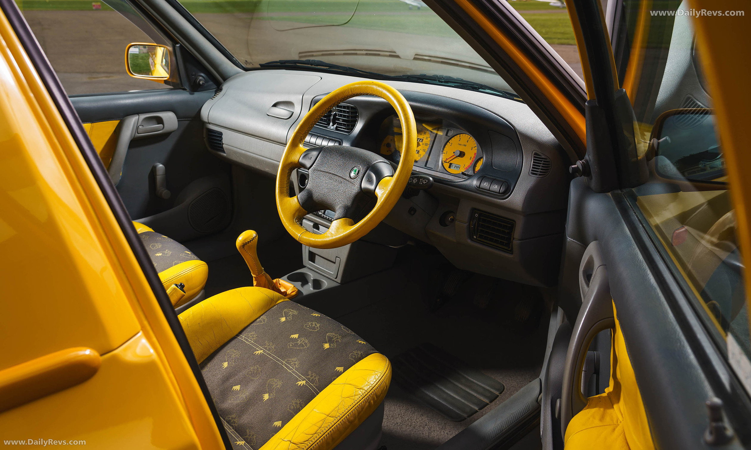 2000 Skoda Felicia Fun UK Version Interior