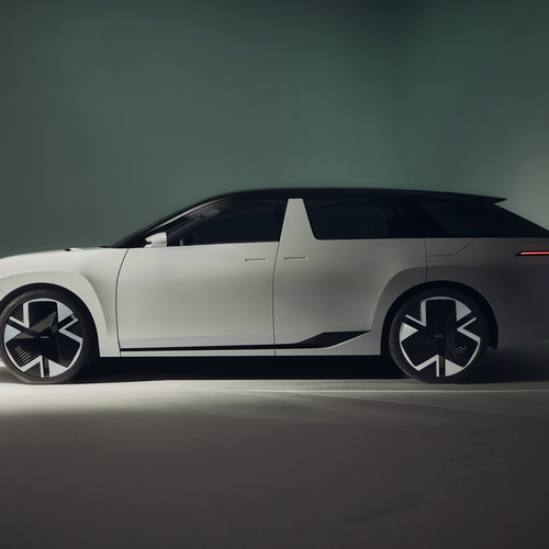 2025 Skoda Vision O Concept Side View
