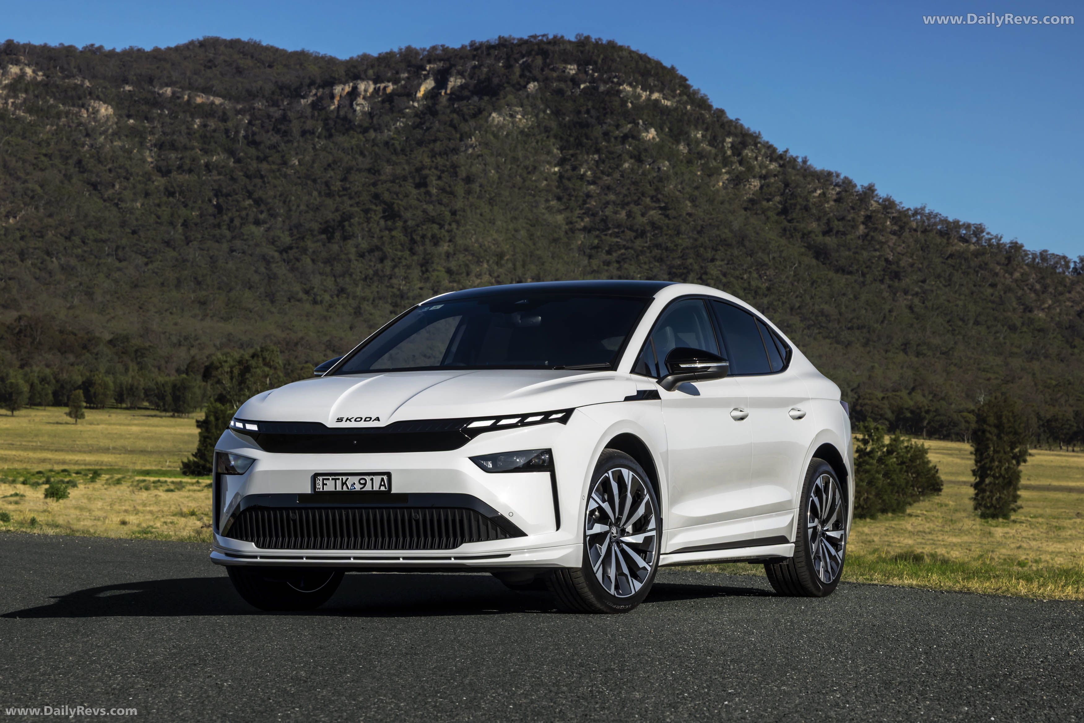 2025 Skoda Enyaq Coupe Sportline Australian Version Front View
