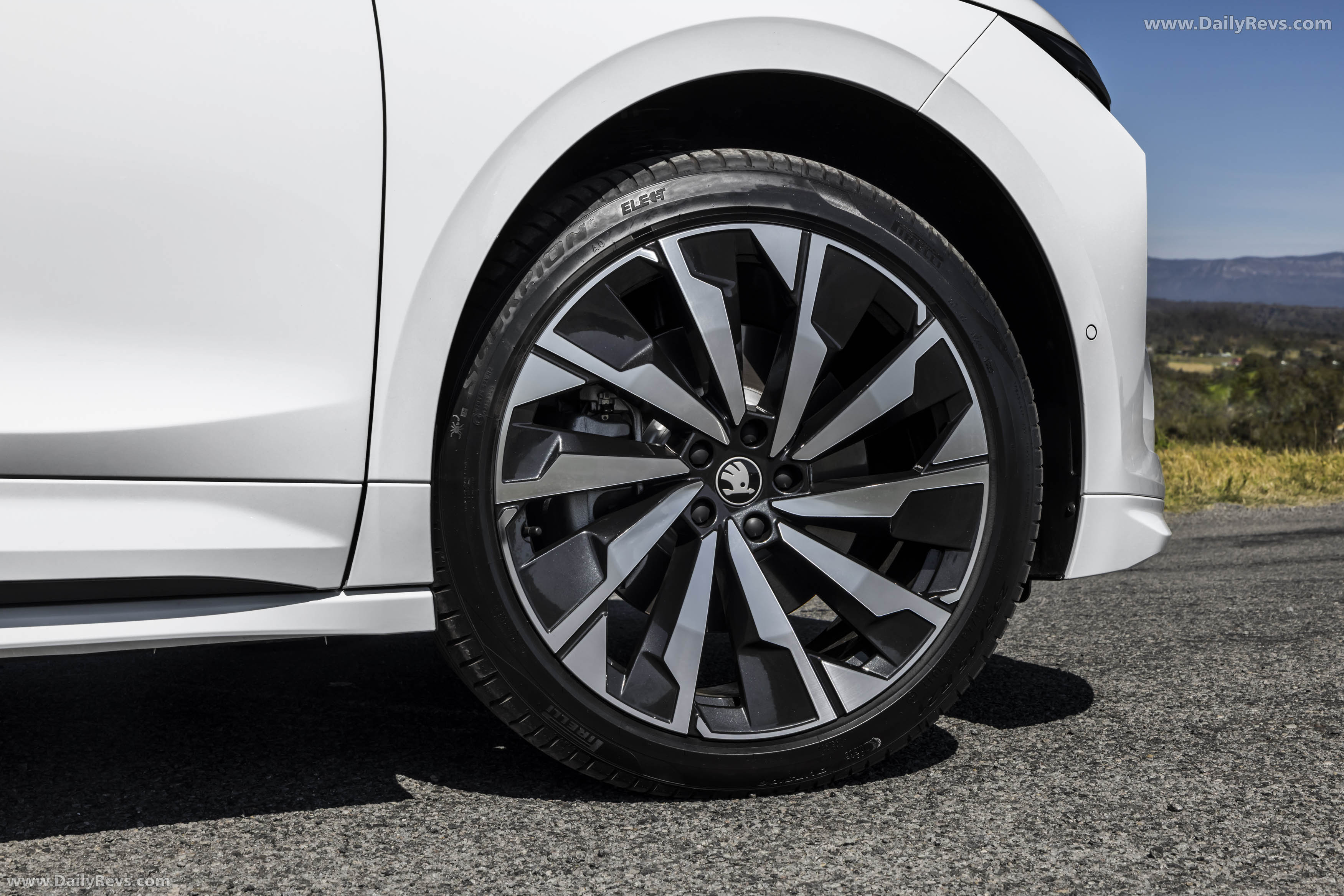 2025 Skoda Enyaq Coupe Sportline Australian Version Exterior
