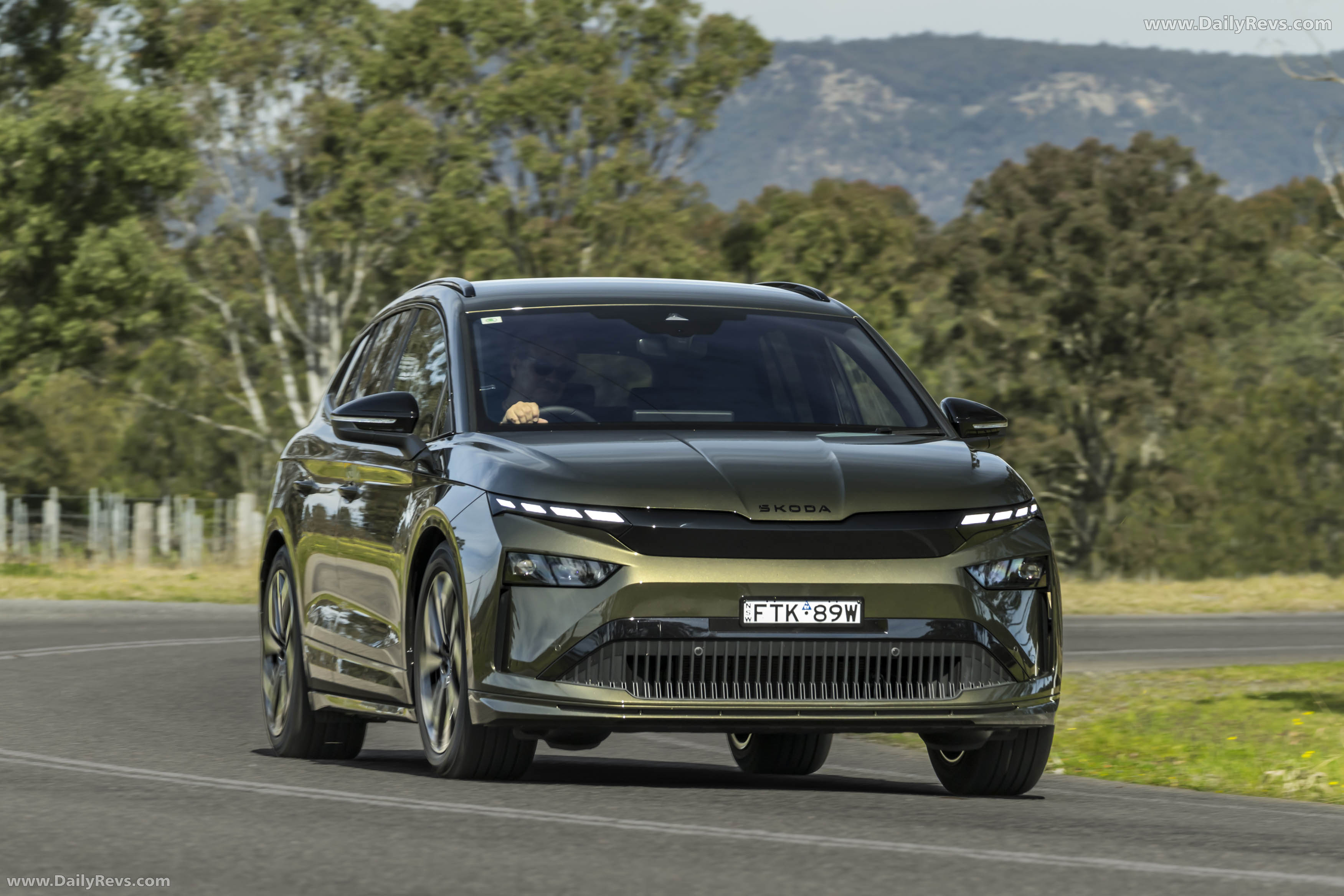 2025 Skoda Enyaq Sportline Australian Version Front View