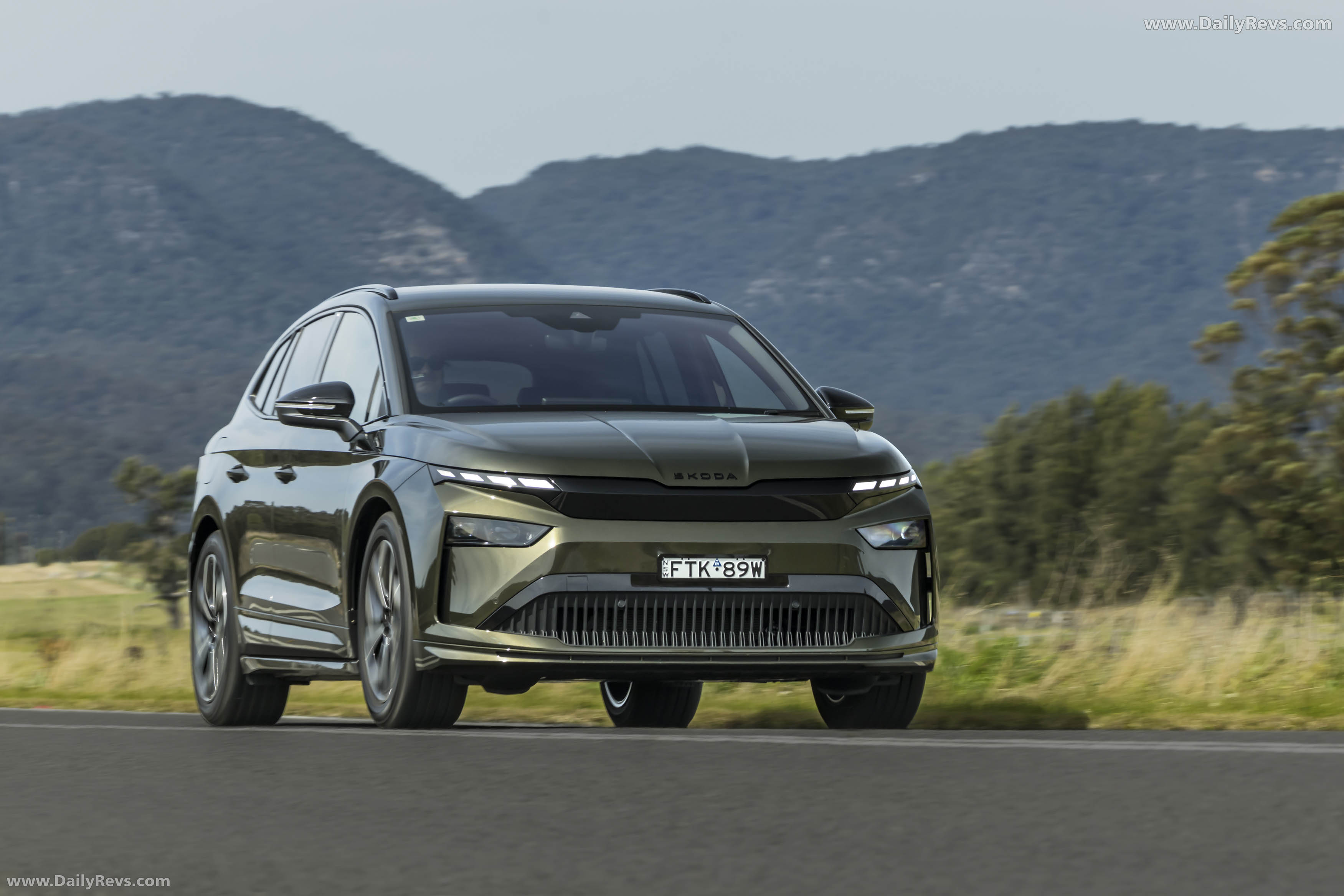 2025 Skoda Enyaq Sportline Australian Version Front View