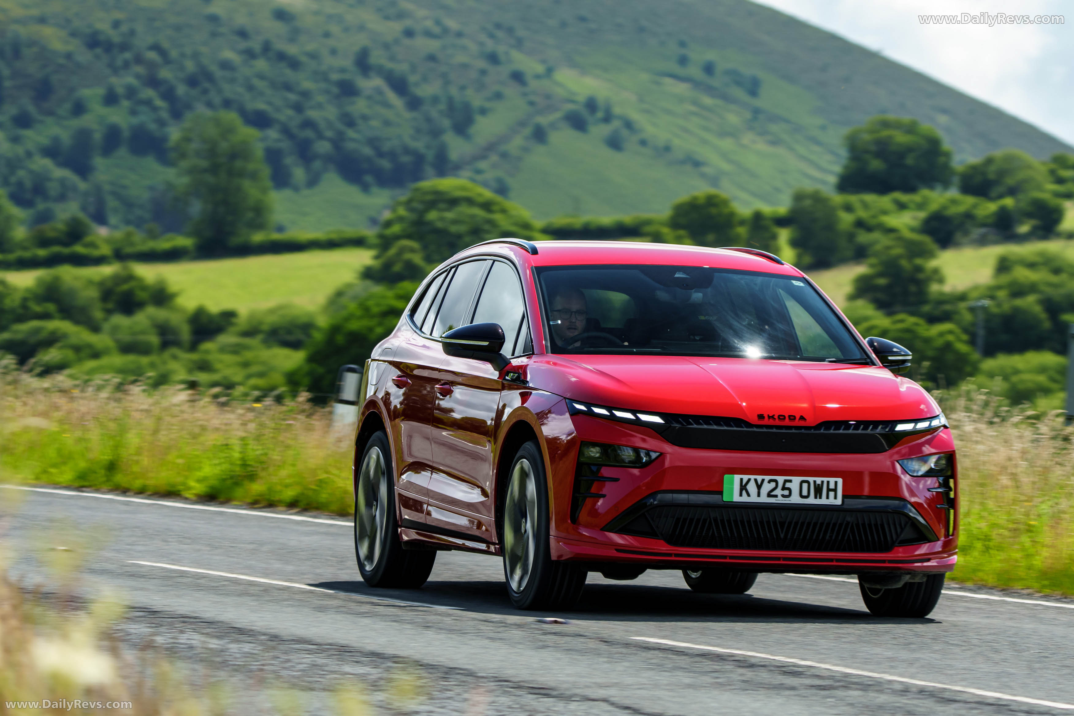 2026 Skoda Enyaq RS UK Version Front View