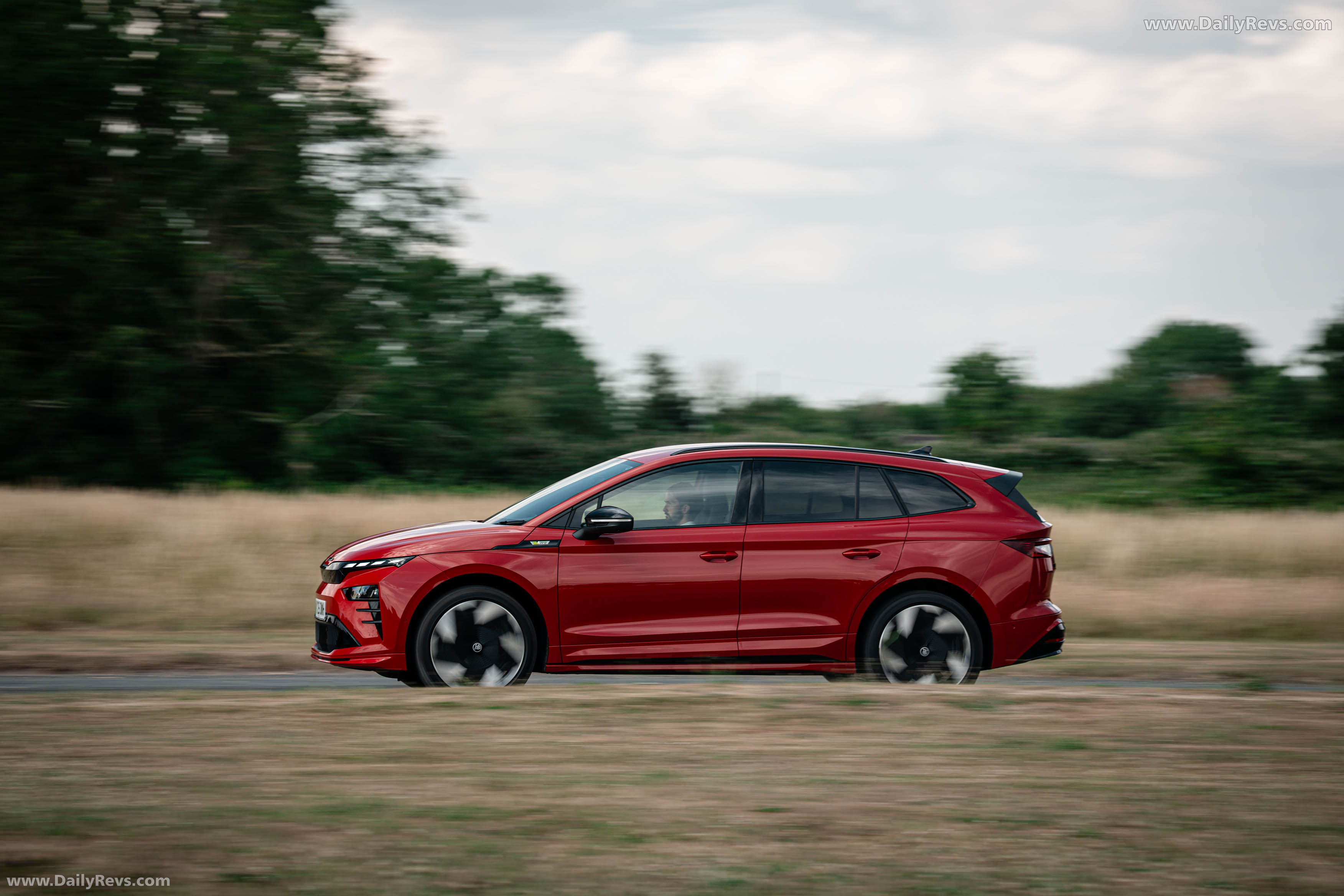 2026 Skoda Enyaq RS UK Version Side View