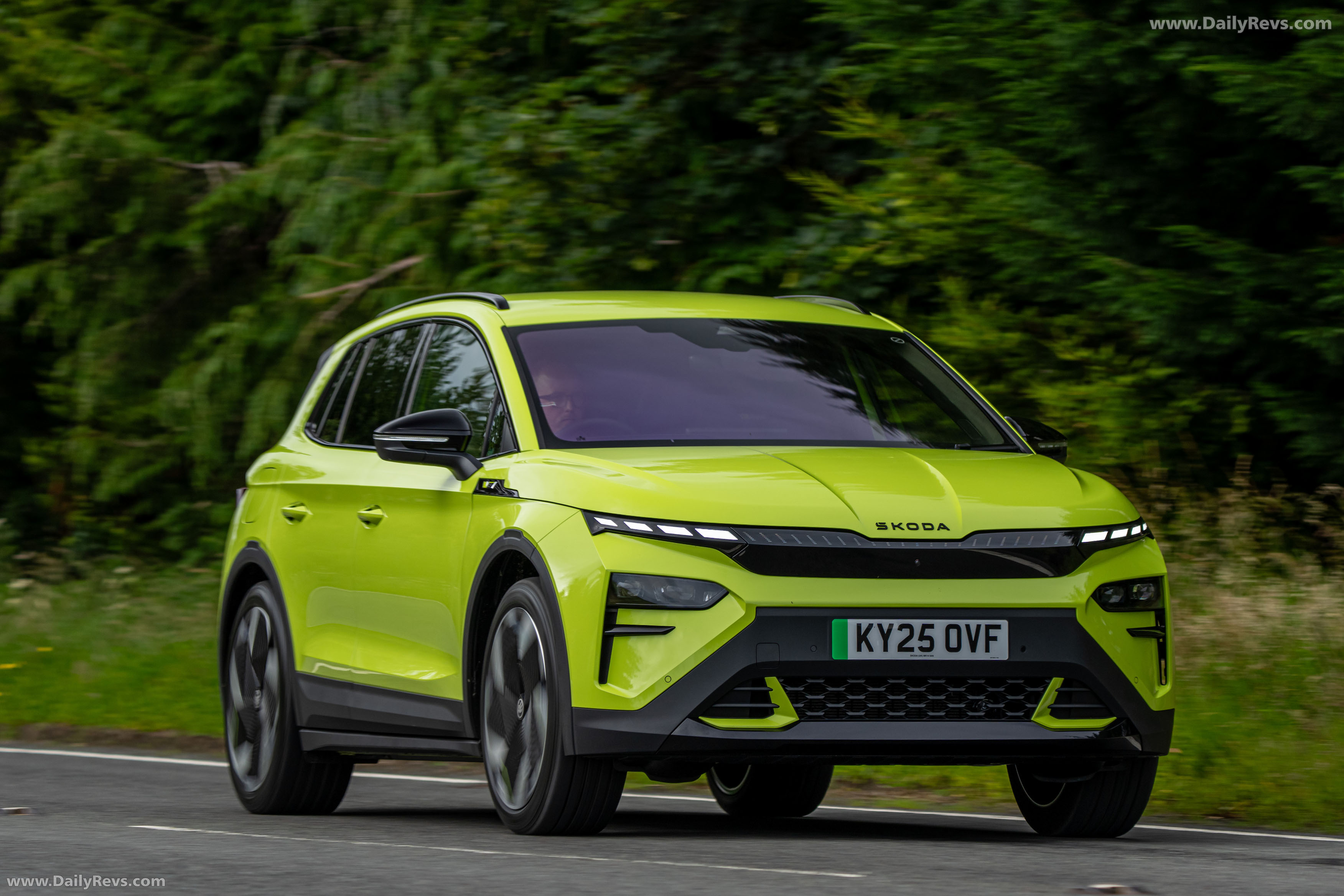 2026 Skoda Elroq RS Hyper Green Front View