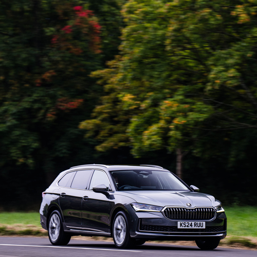 2024 Skoda Superb Combi iV Mk4 UK Version Front View