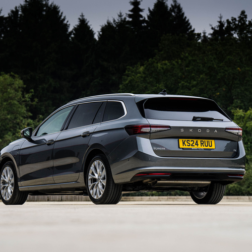 2024 Skoda Superb Combi iV Mk4 UK Version Rear View