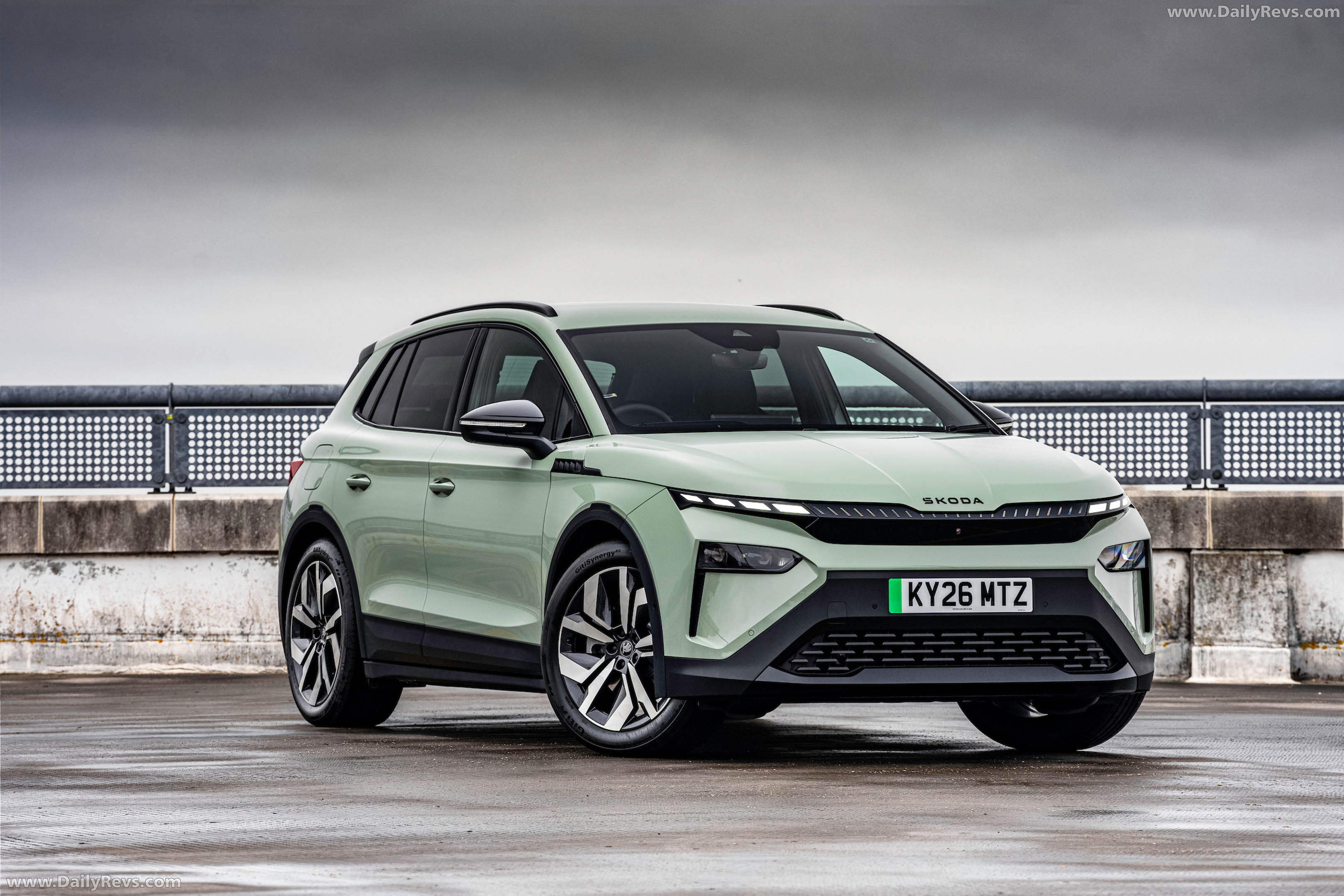 2025 Skoda Elroq Sportline UK Version Front View