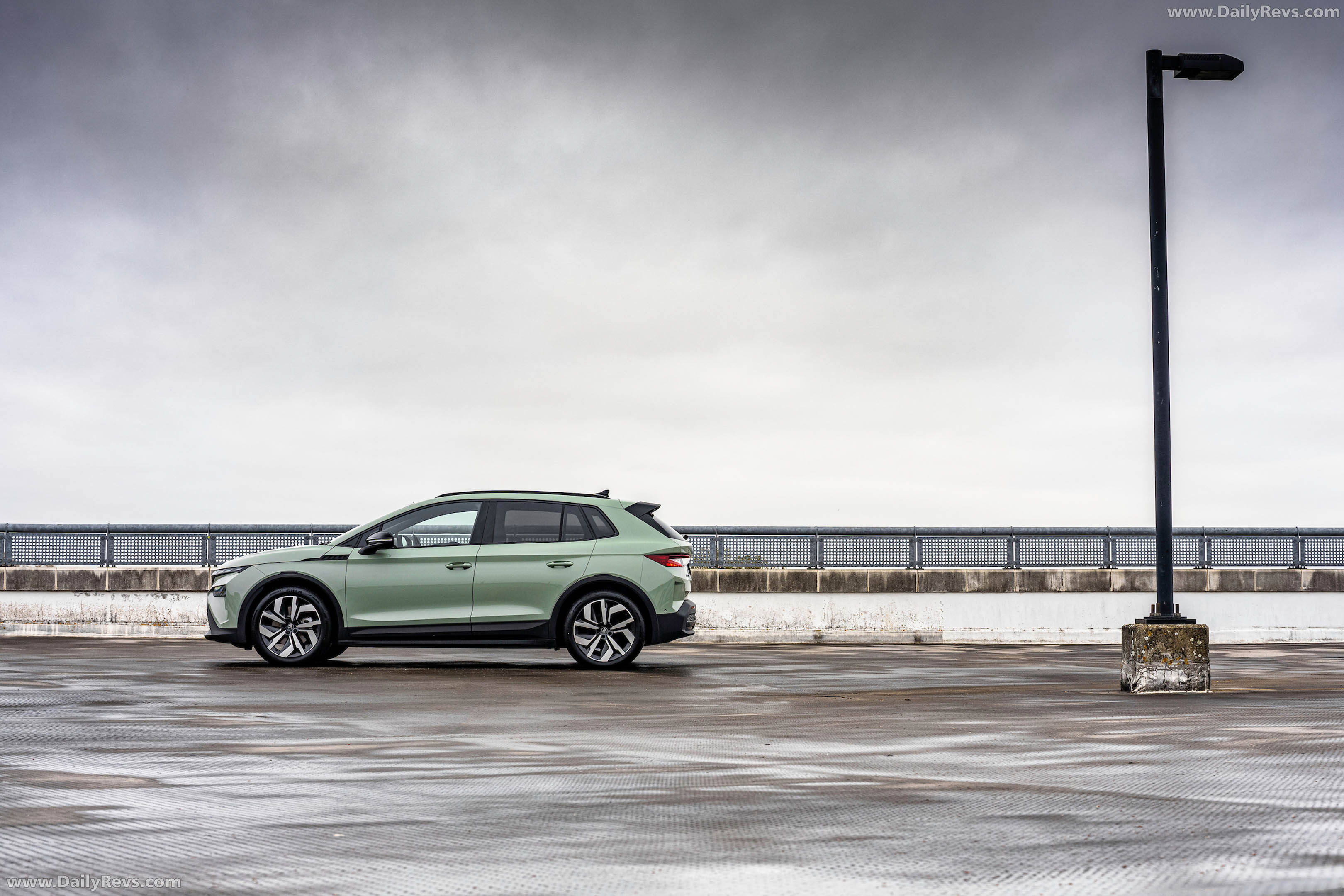 2025 Skoda Elroq Sportline UK Version Side View