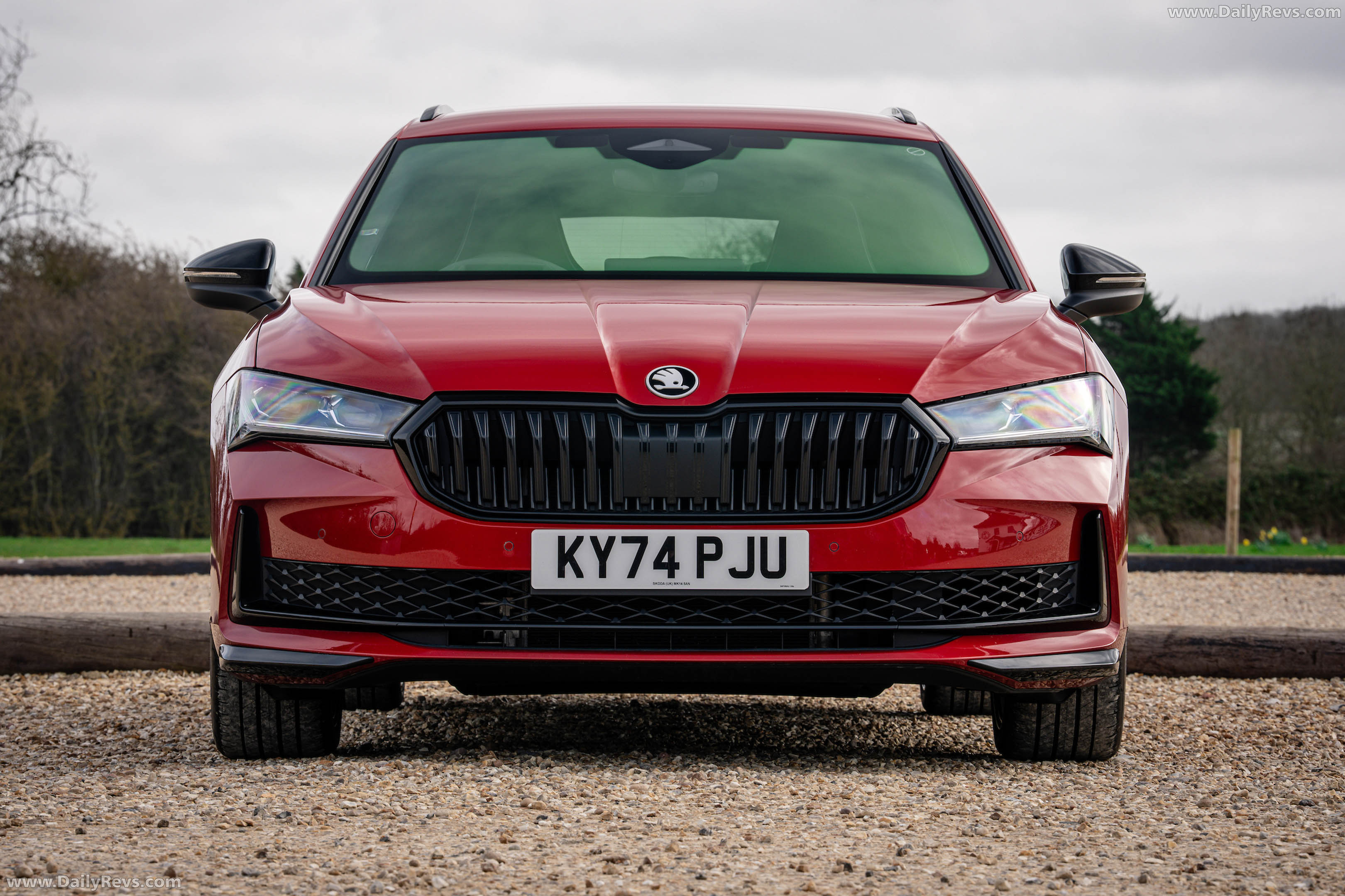 2026 Skoda Superb Combi Sportline Mk4 UK Version Front View