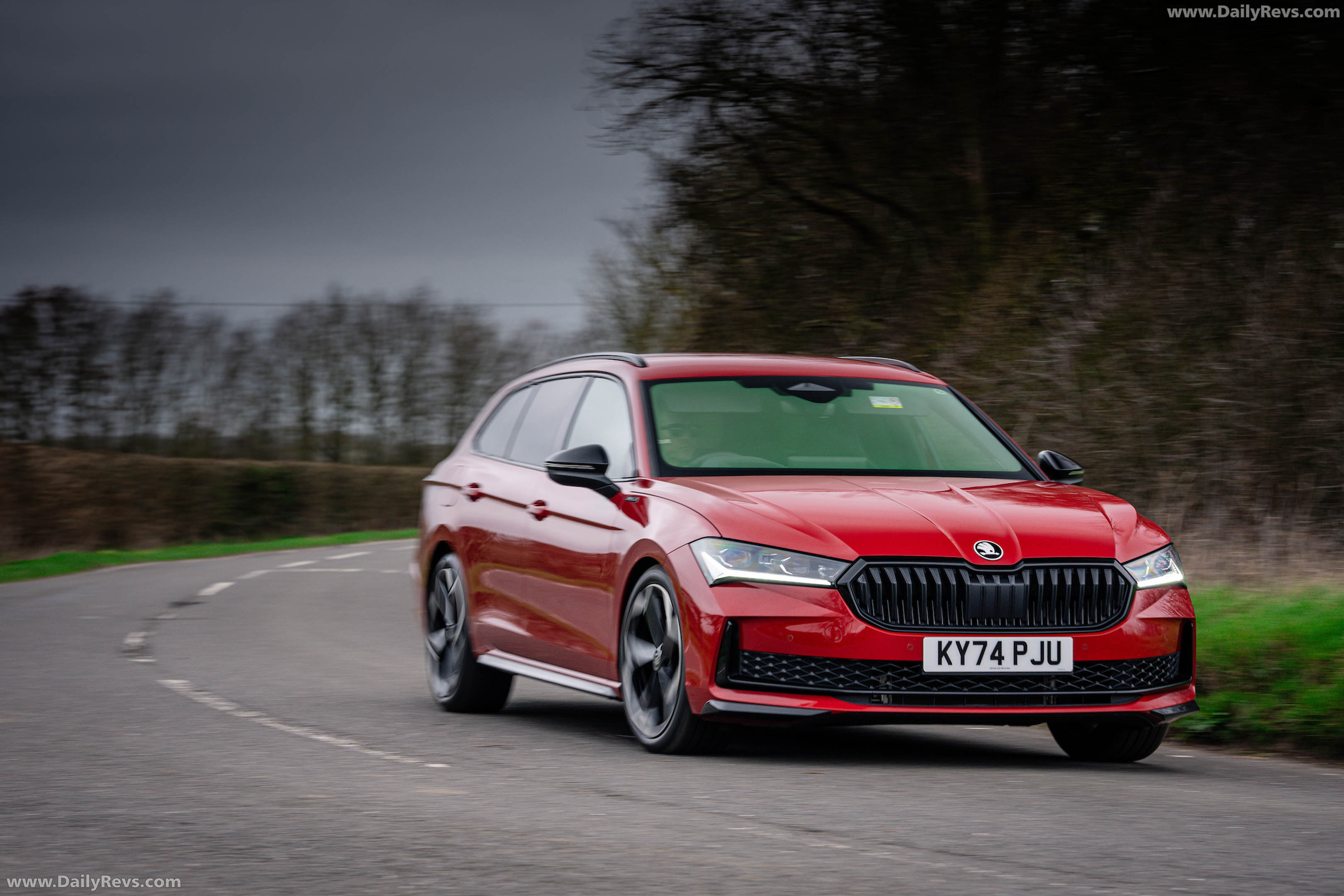 2026 Skoda Superb Combi Sportline Mk4 UK Version Front View