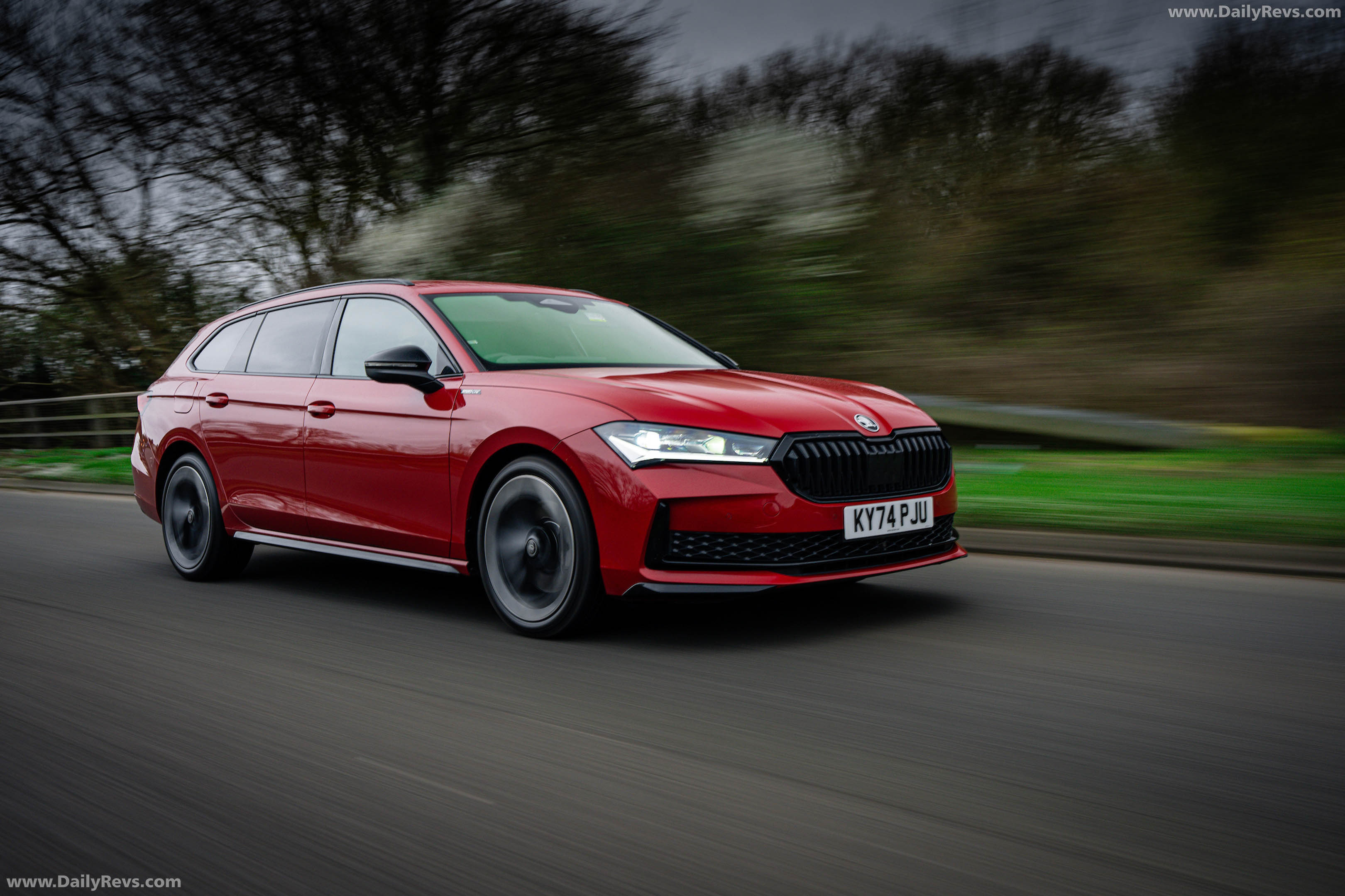 2026 Skoda Superb Combi Sportline Mk4 UK Version Front View