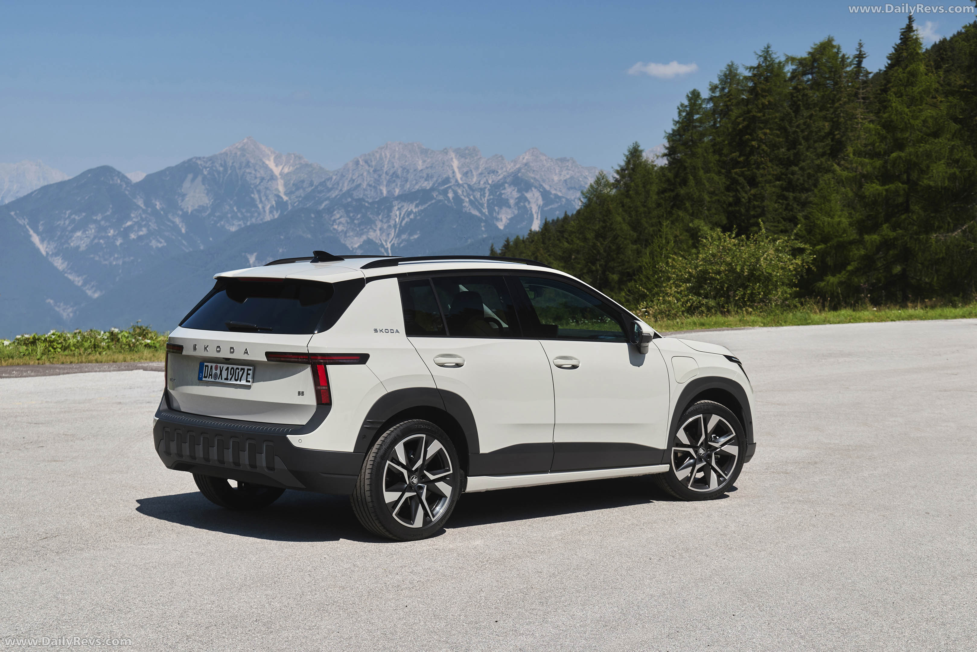 2027 Skoda Epiq 55 Rear View