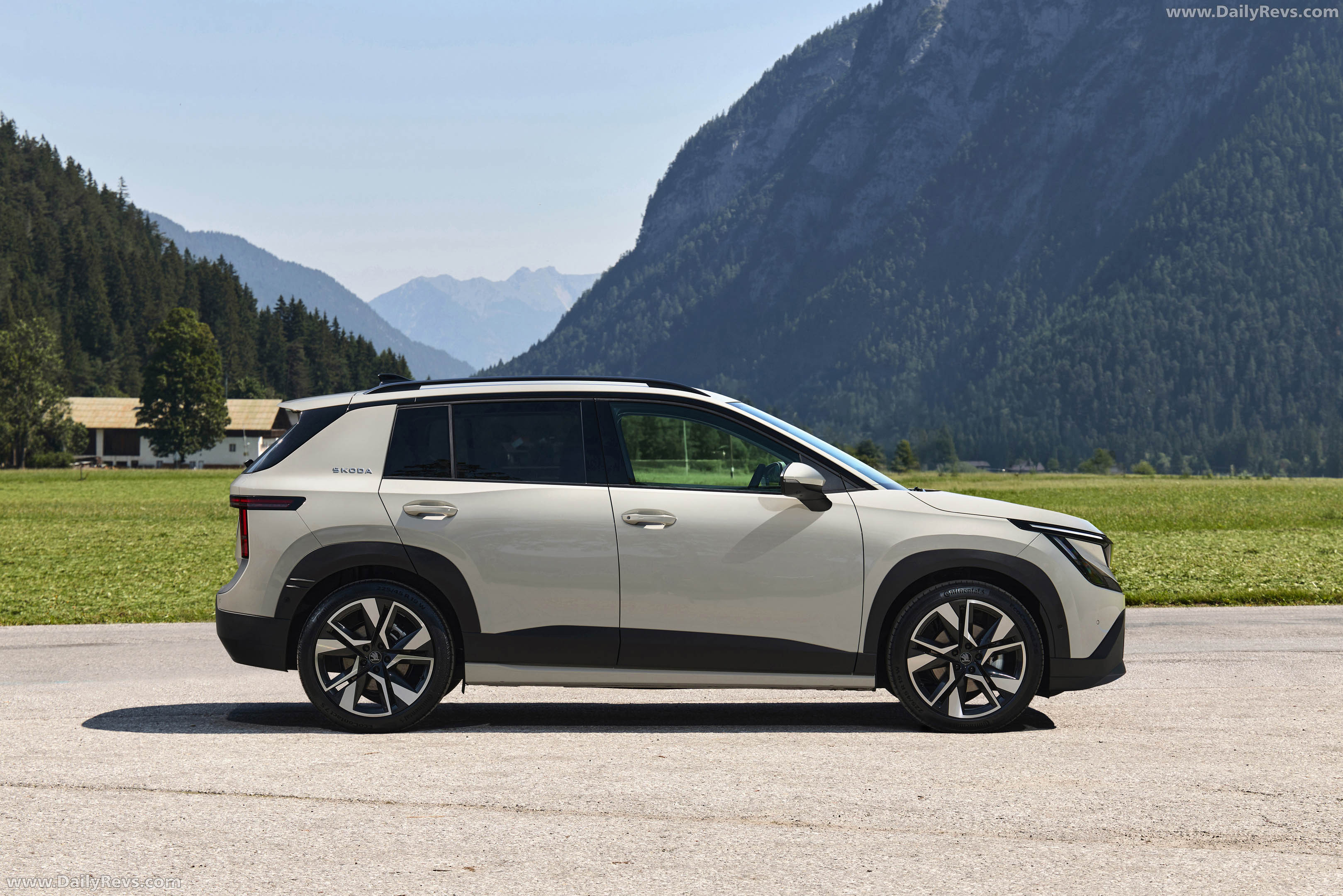 2027 Skoda Epiq 55 Side View