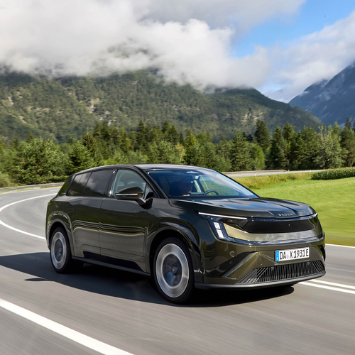 2027 Skoda Peaq Olibo Green Front View