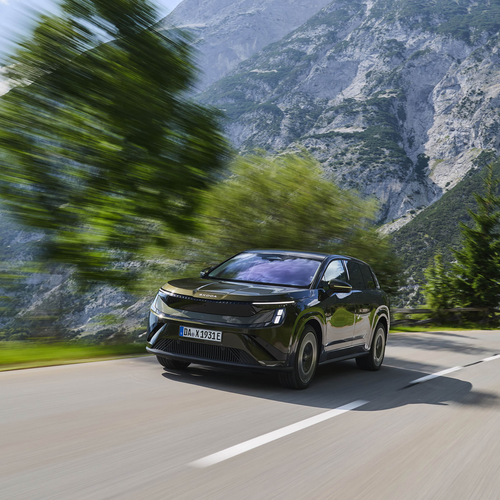 2027 Skoda Peaq Olibo Green Front View