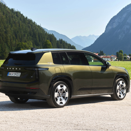 2027 Skoda Peaq Olibo Green Rear View