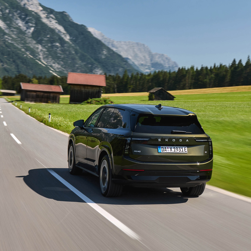 2027 Skoda Peaq Olibo Green Rear View