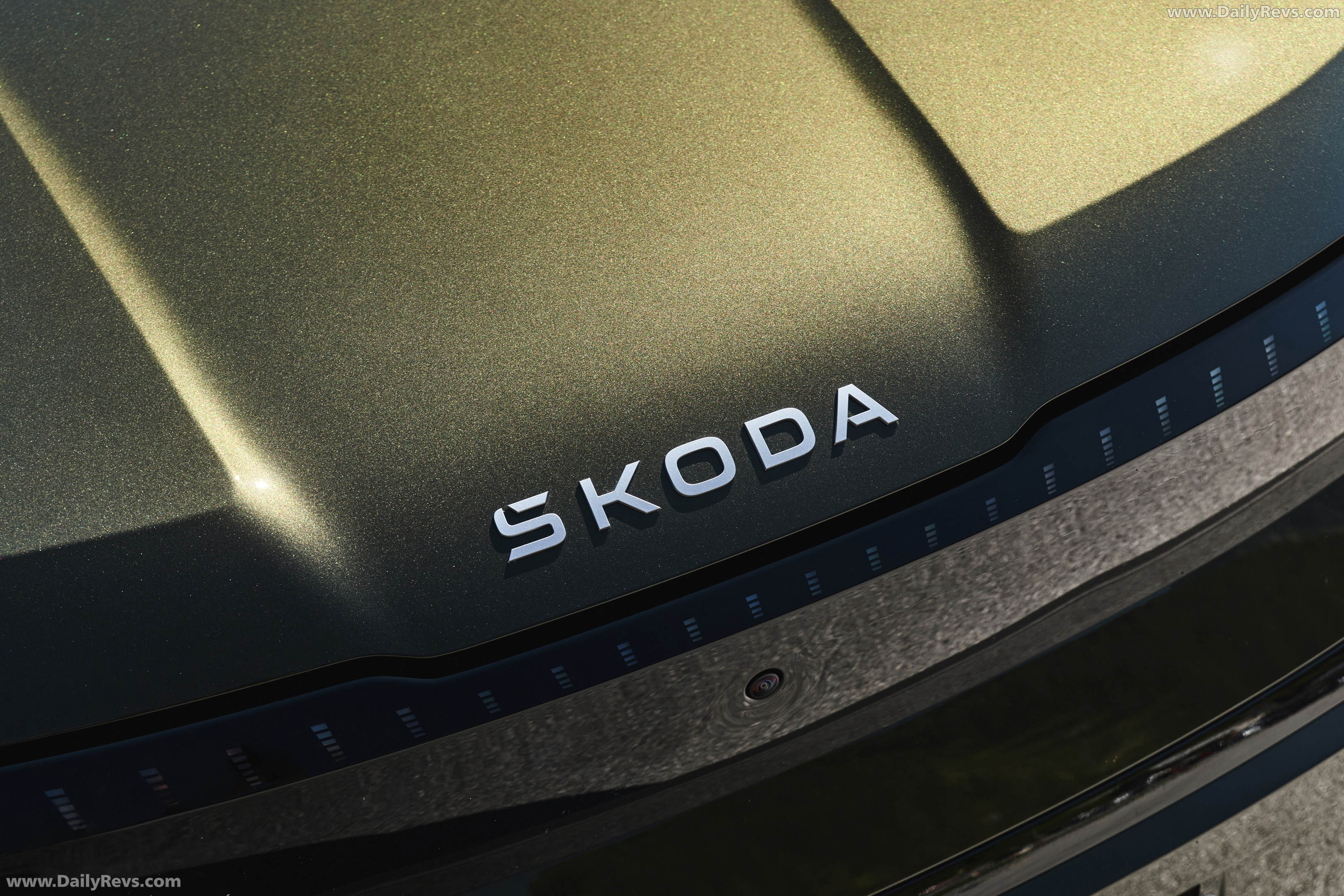 2027 Skoda Peaq Olibo Green Exterior