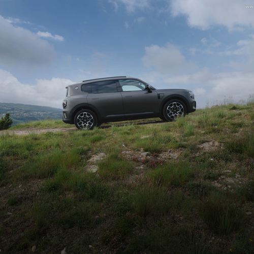 2025 Smart No.5 Summit European Version Side View