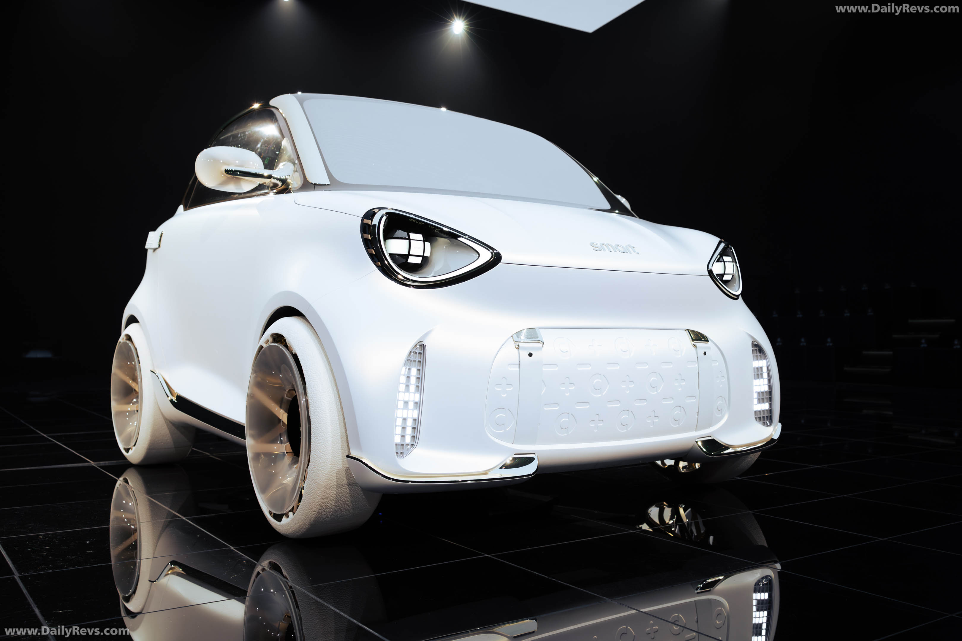 2026 Smart Concept No.2 Front View