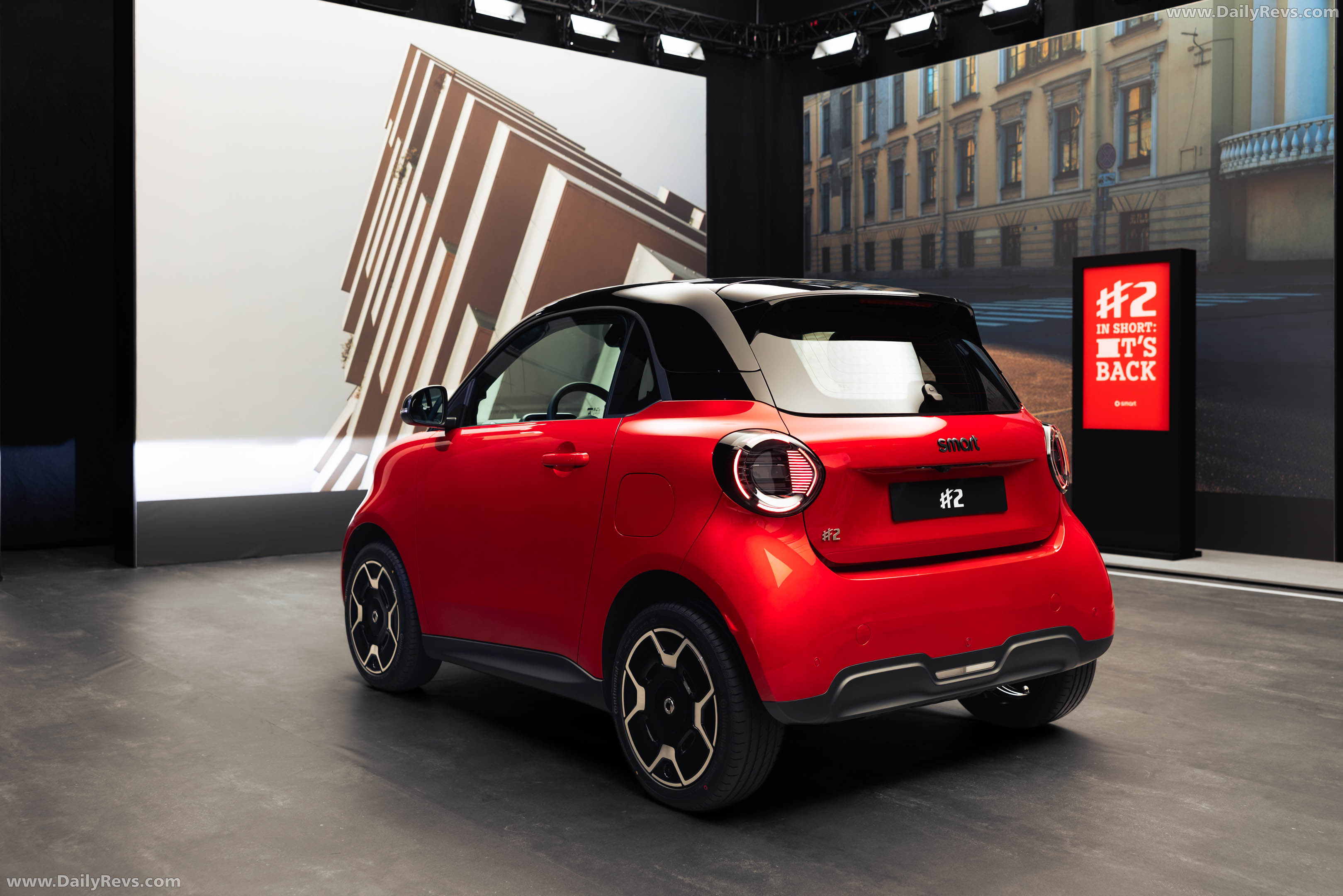 2027 Smart No.2 Premium Laser Red Rear View