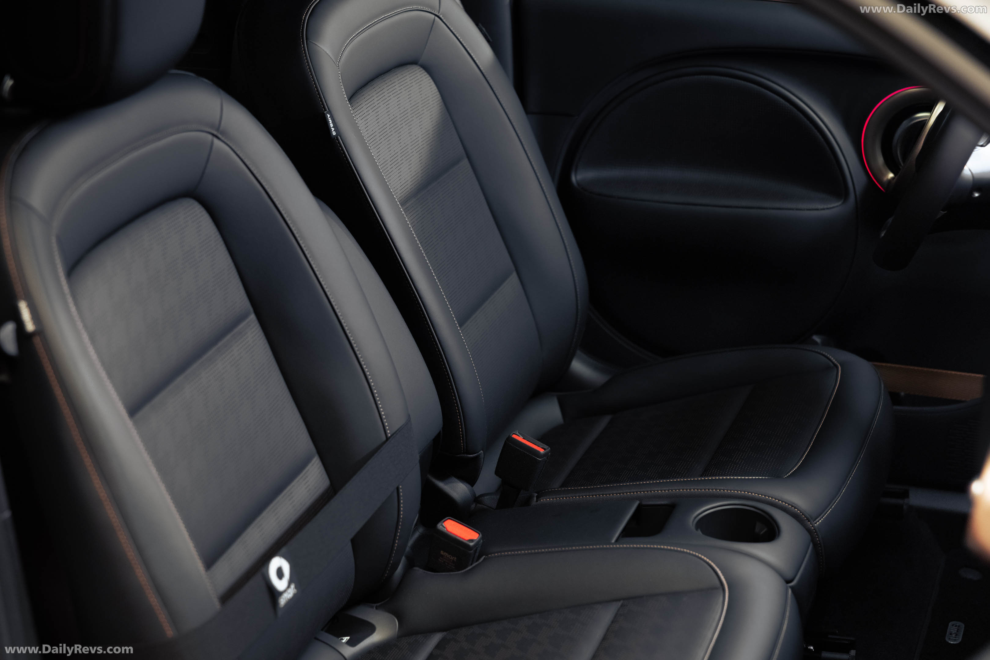 2027 Smart No.2 Premium Laser Red Interior