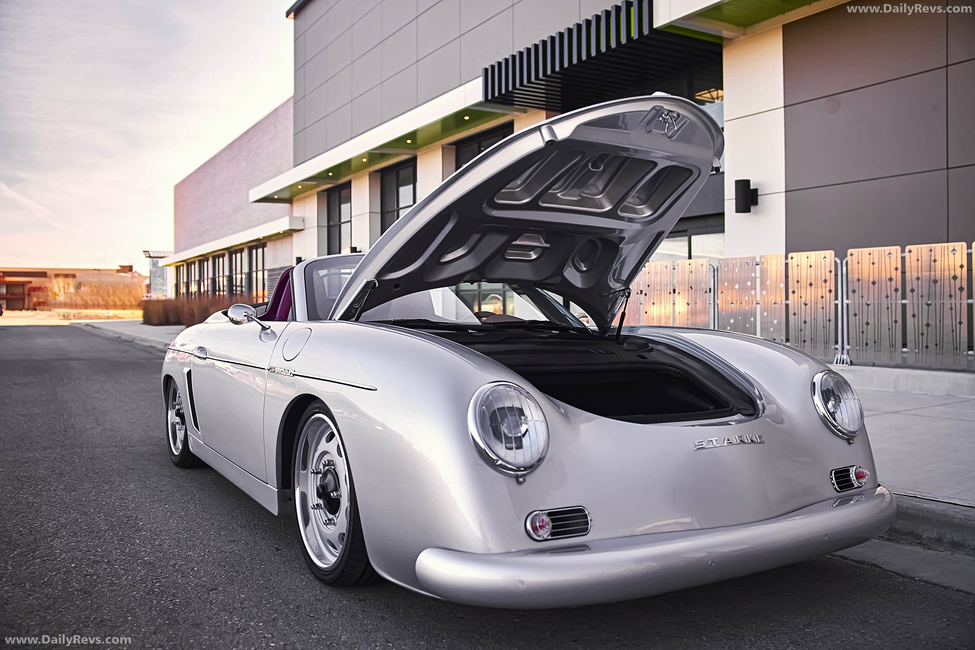 2026 Starke Speedster Gen 2 Silver Front View