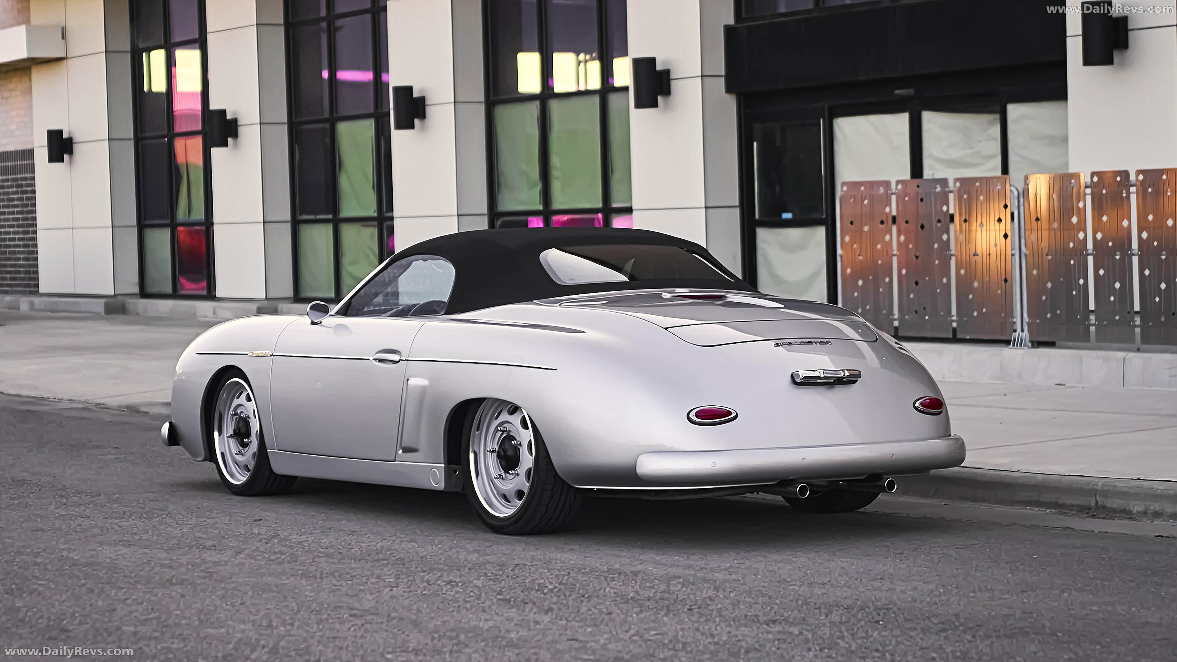 2026 Starke Speedster Gen 2 Silver Rear View