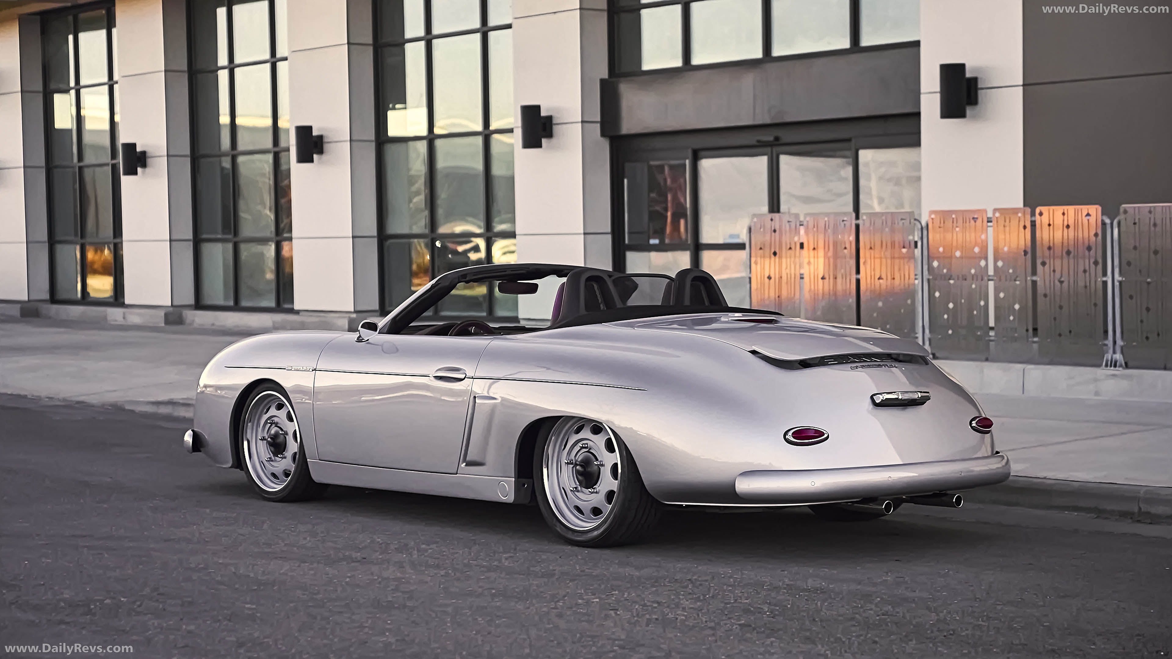 2026 Starke Speedster Gen 2 Silver Rear View