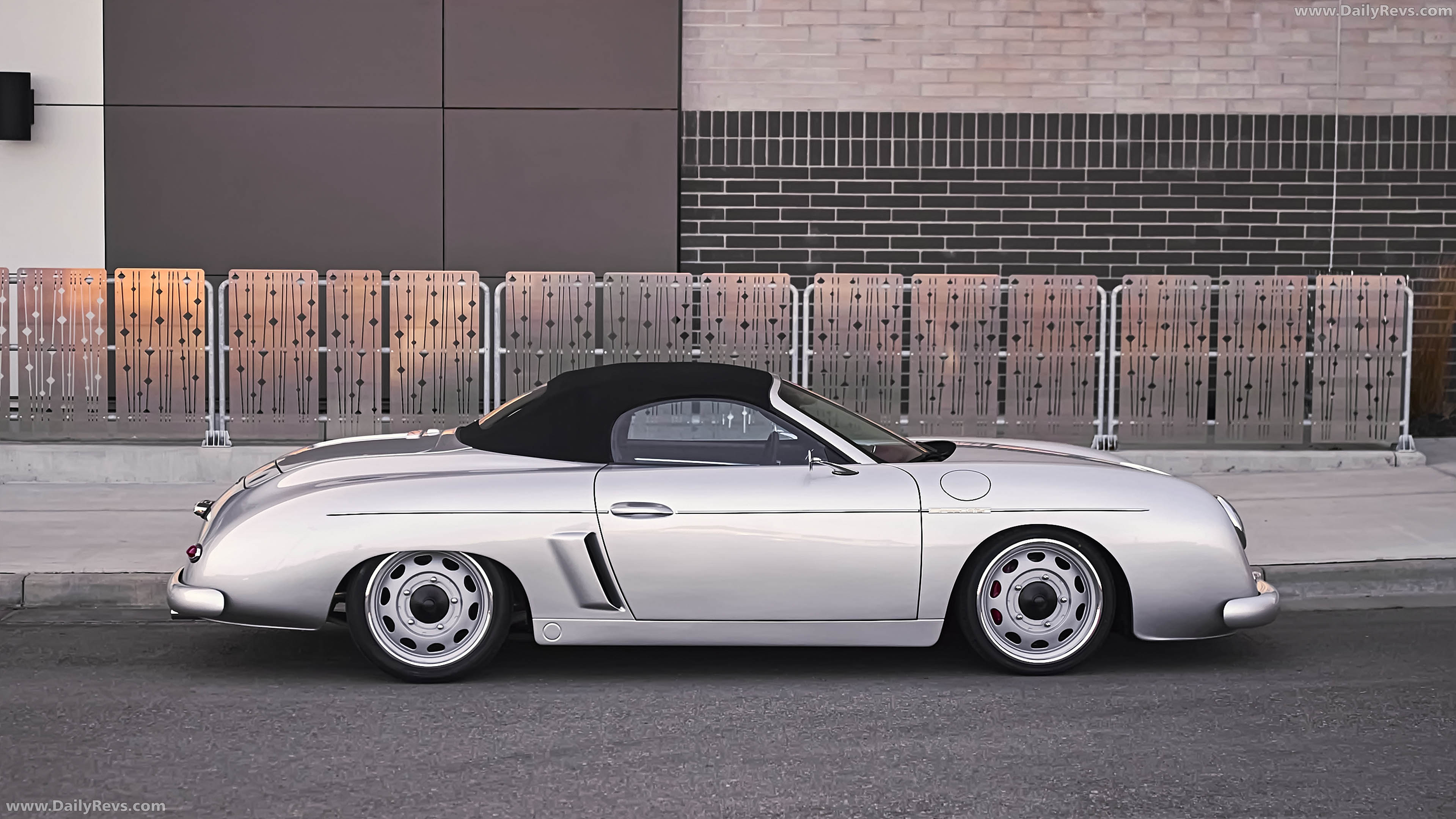 2026 Starke Speedster Gen 2 Silver Side View